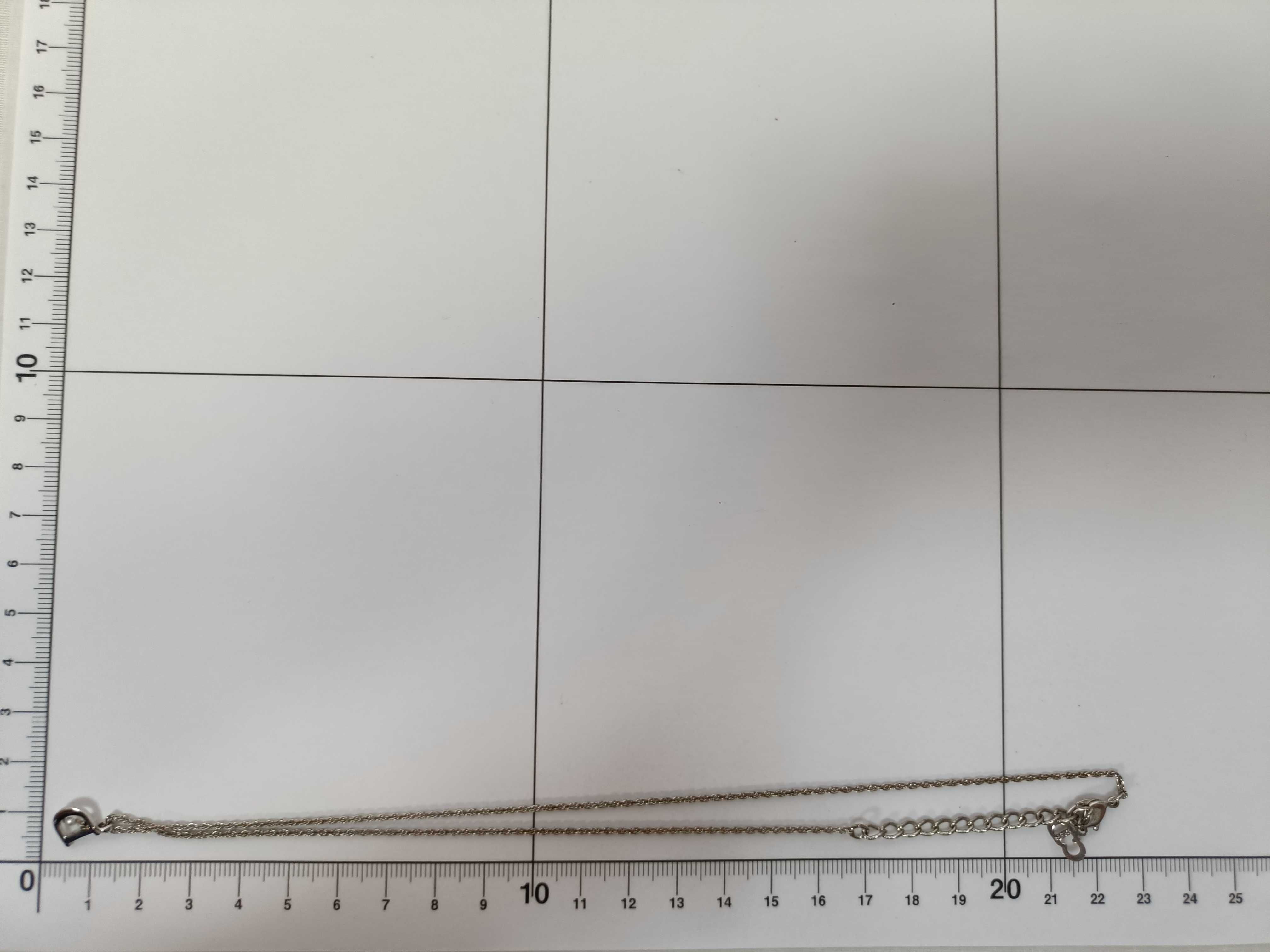 SV D mark pearl necklace — view 10