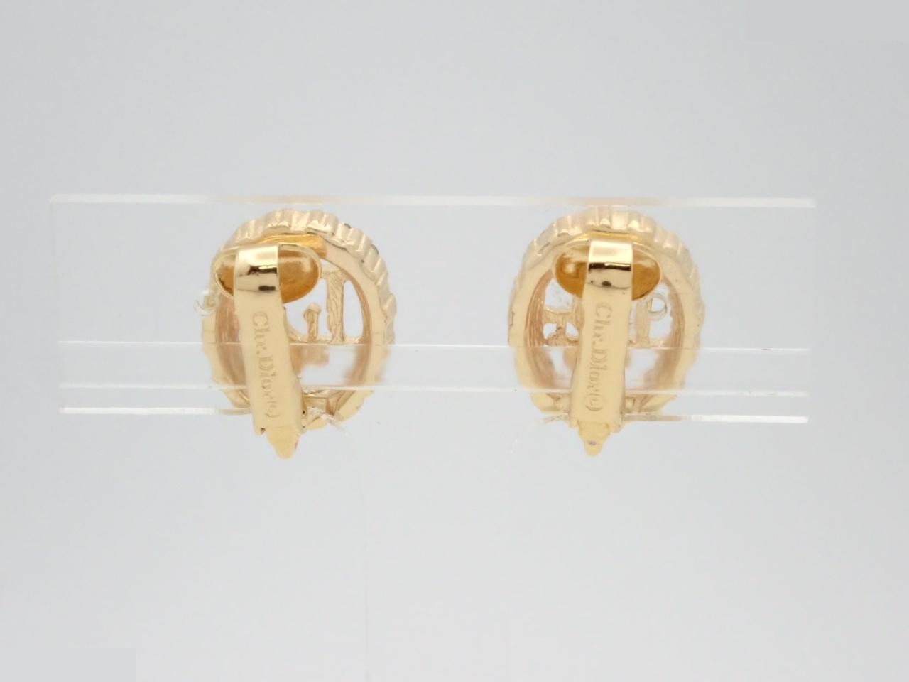 Other lines: Precious metals and earrings — view 2