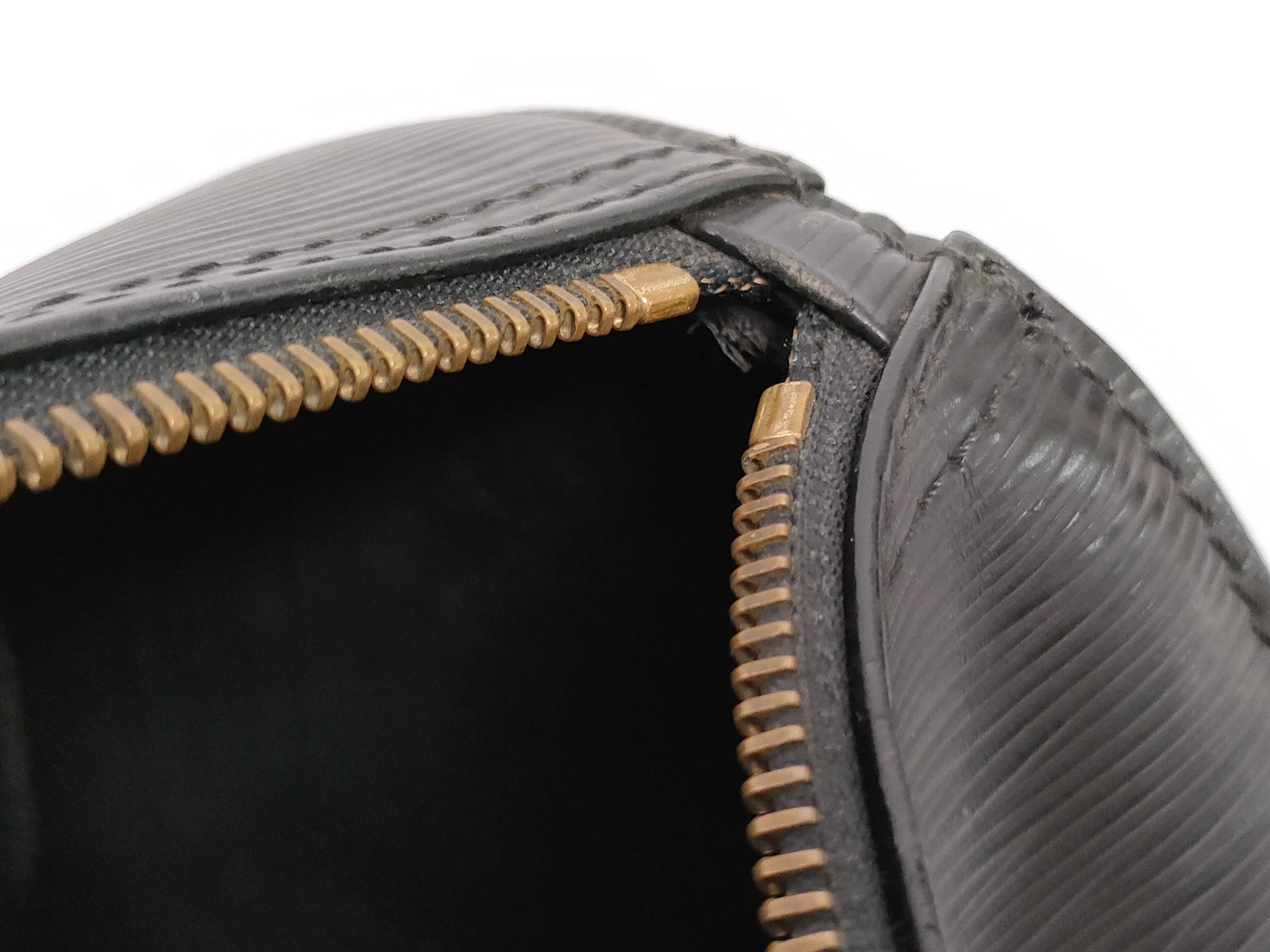Epi ID- Epi Speedy 30 M59022 SP0958 Black bag only handbag — view 10