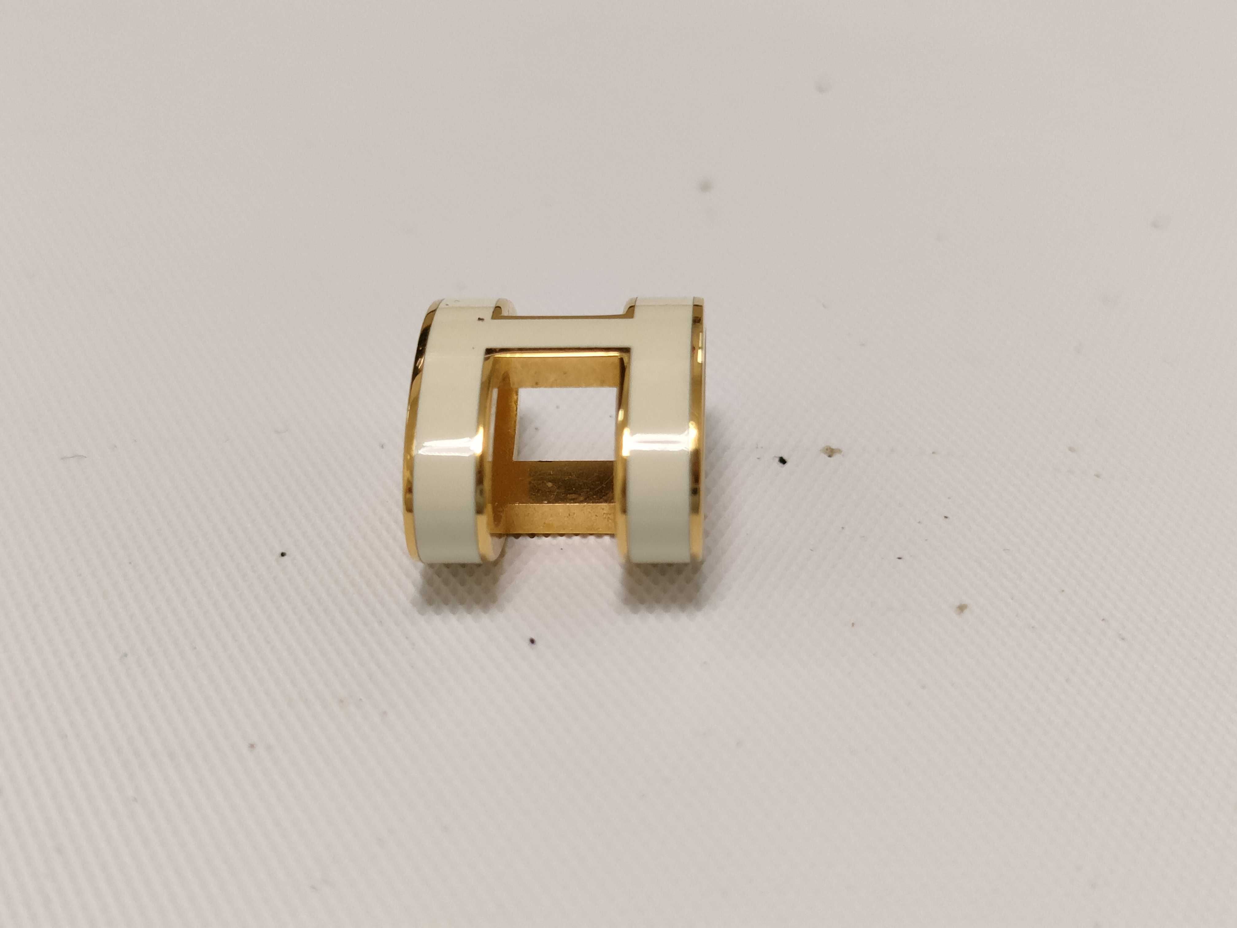 Pop H Pendant Top — view 6