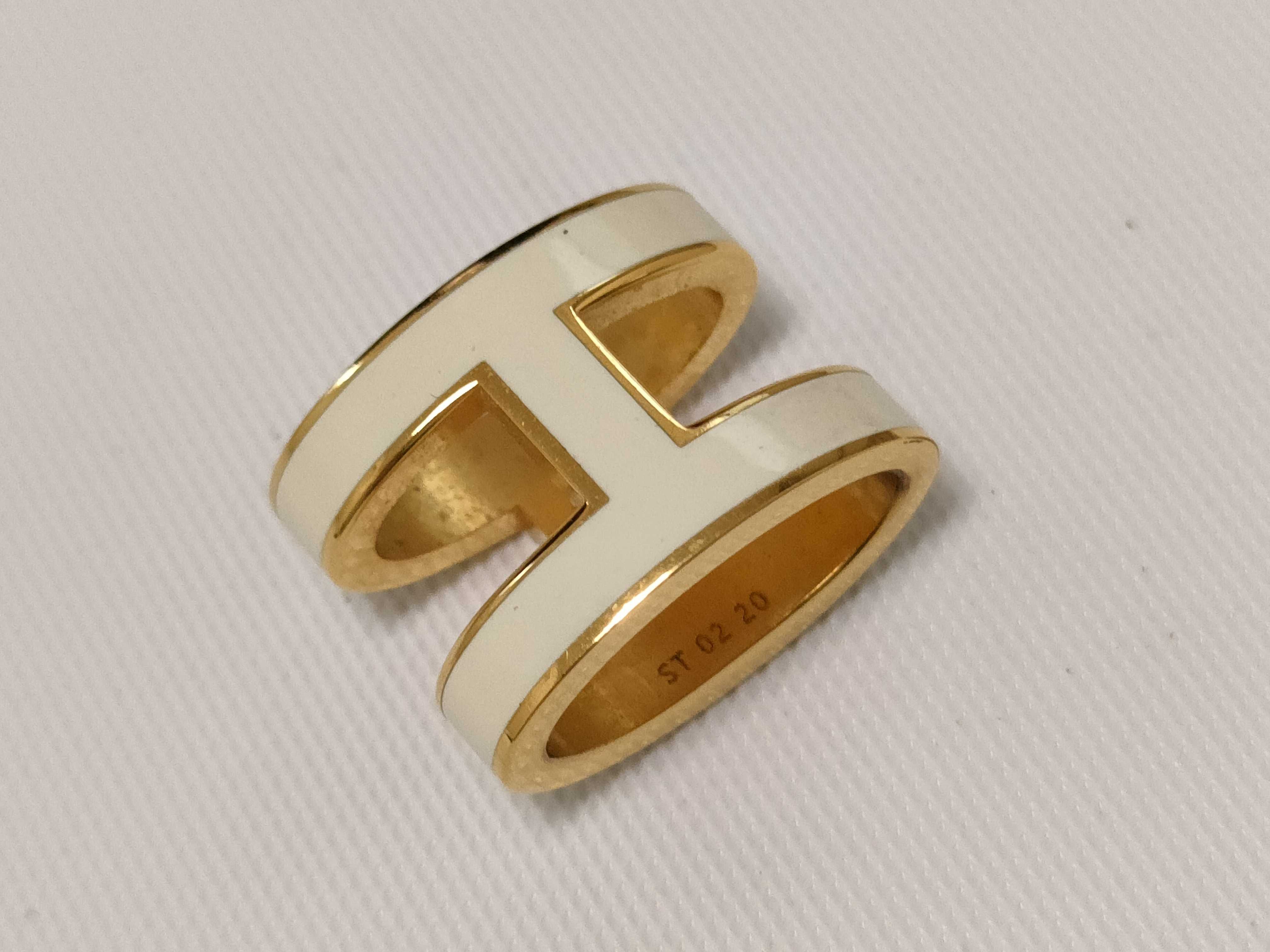 Pop H Pendant Top — view 10