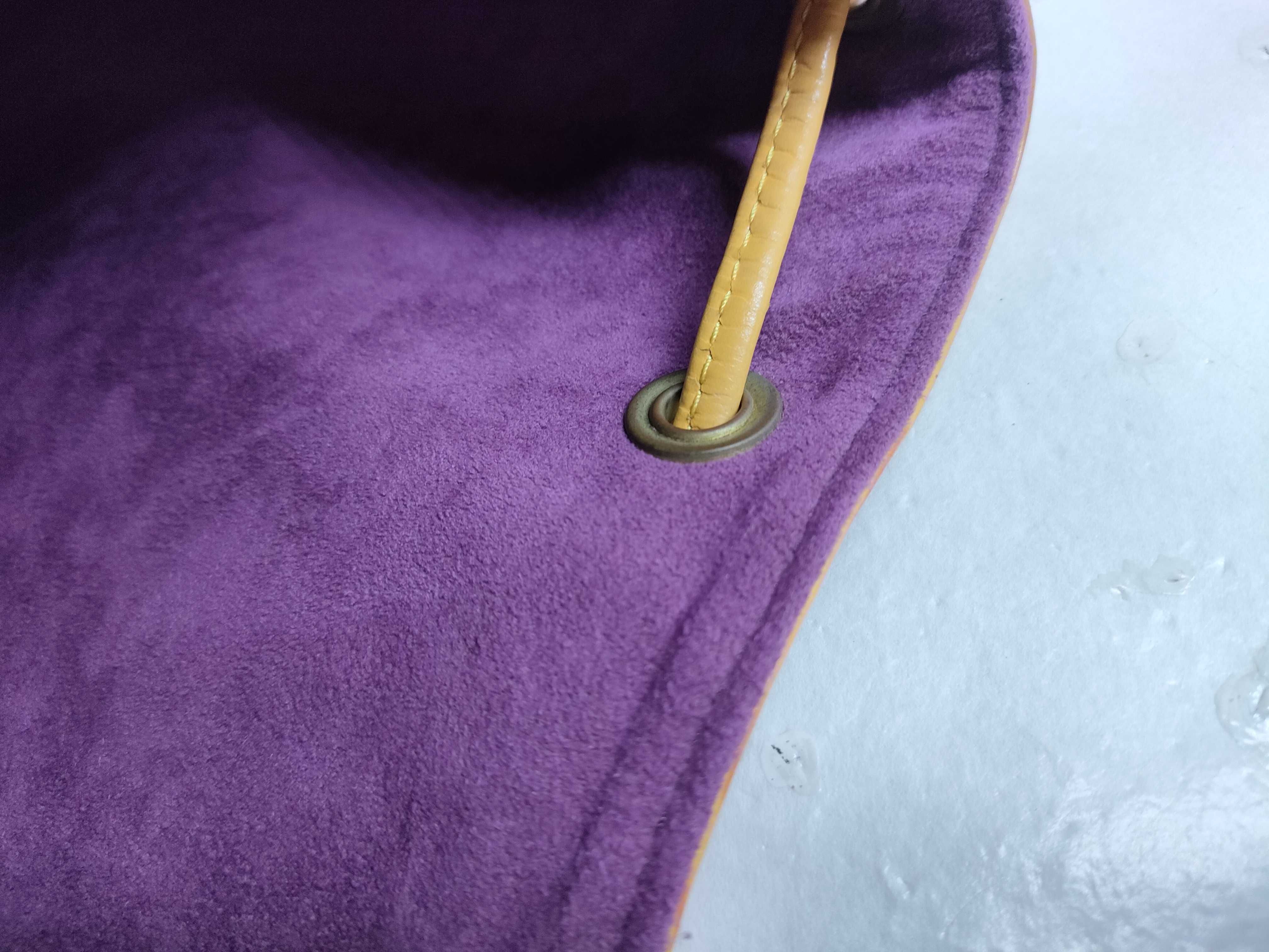 Epi Noé Shoulder Bag — view 12
