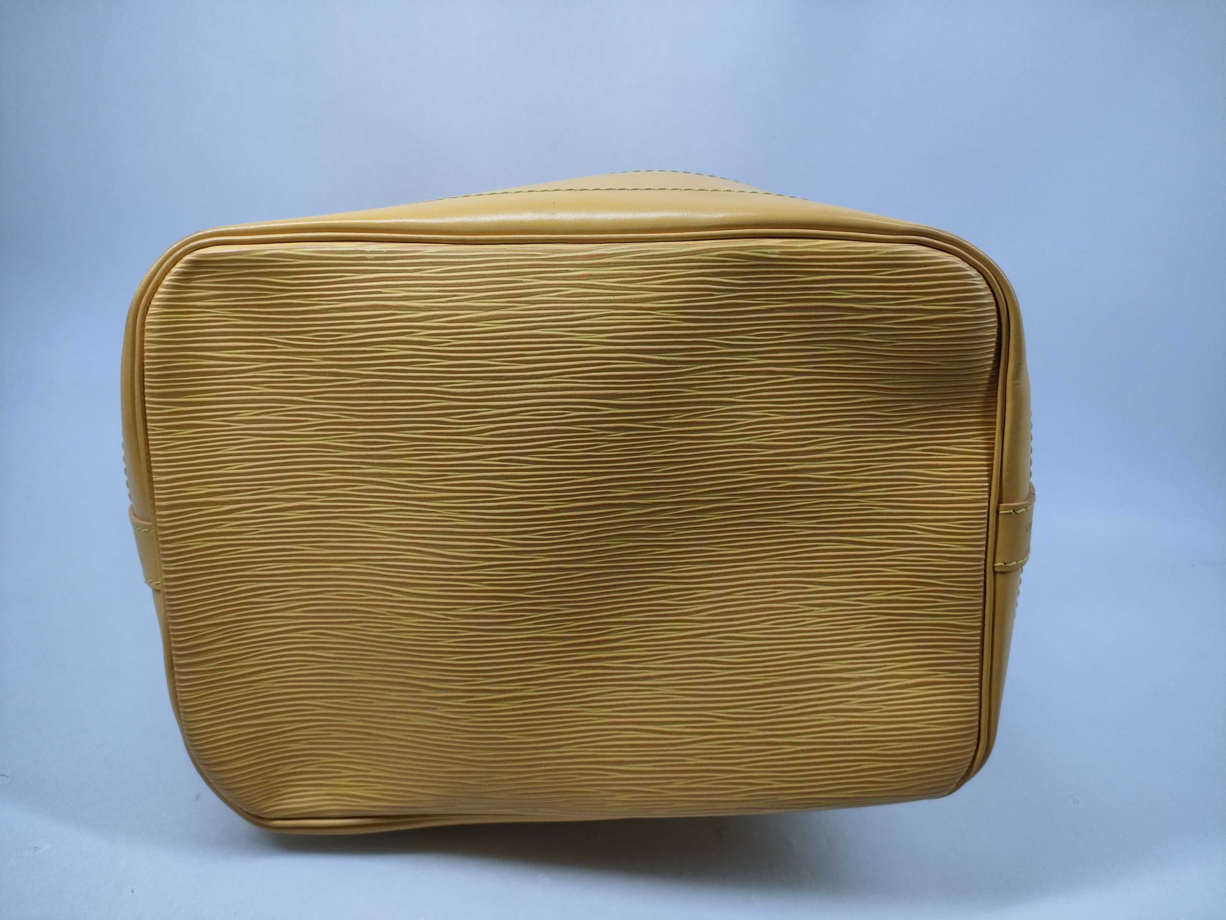Epi Noé Shoulder Bag — view 3