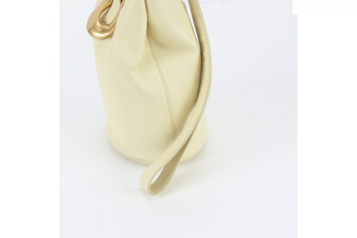 Small Drop Leather Handbag (Genuine Leather) — view 2