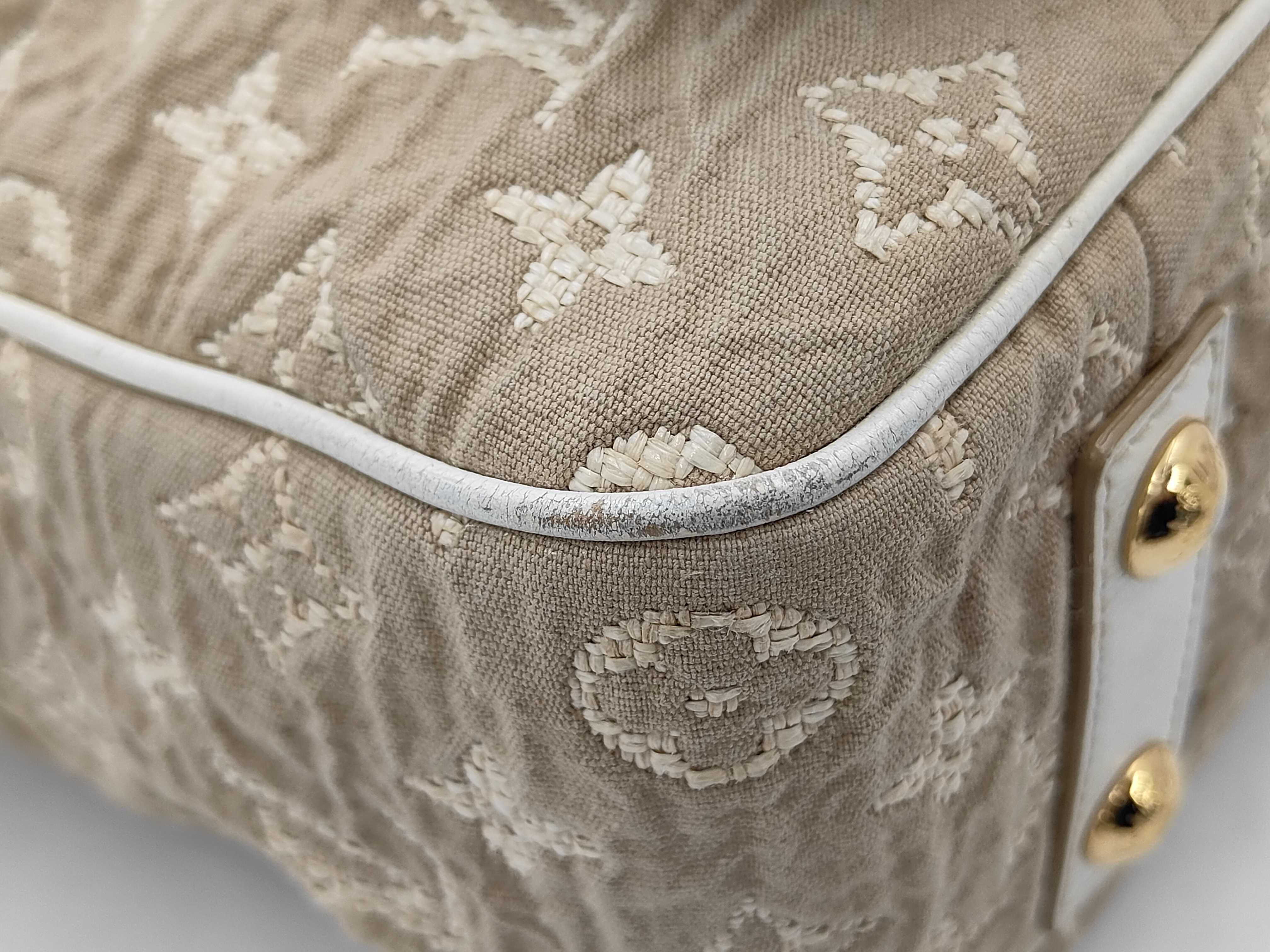 Sabia Cabas MM Handbag — view 4