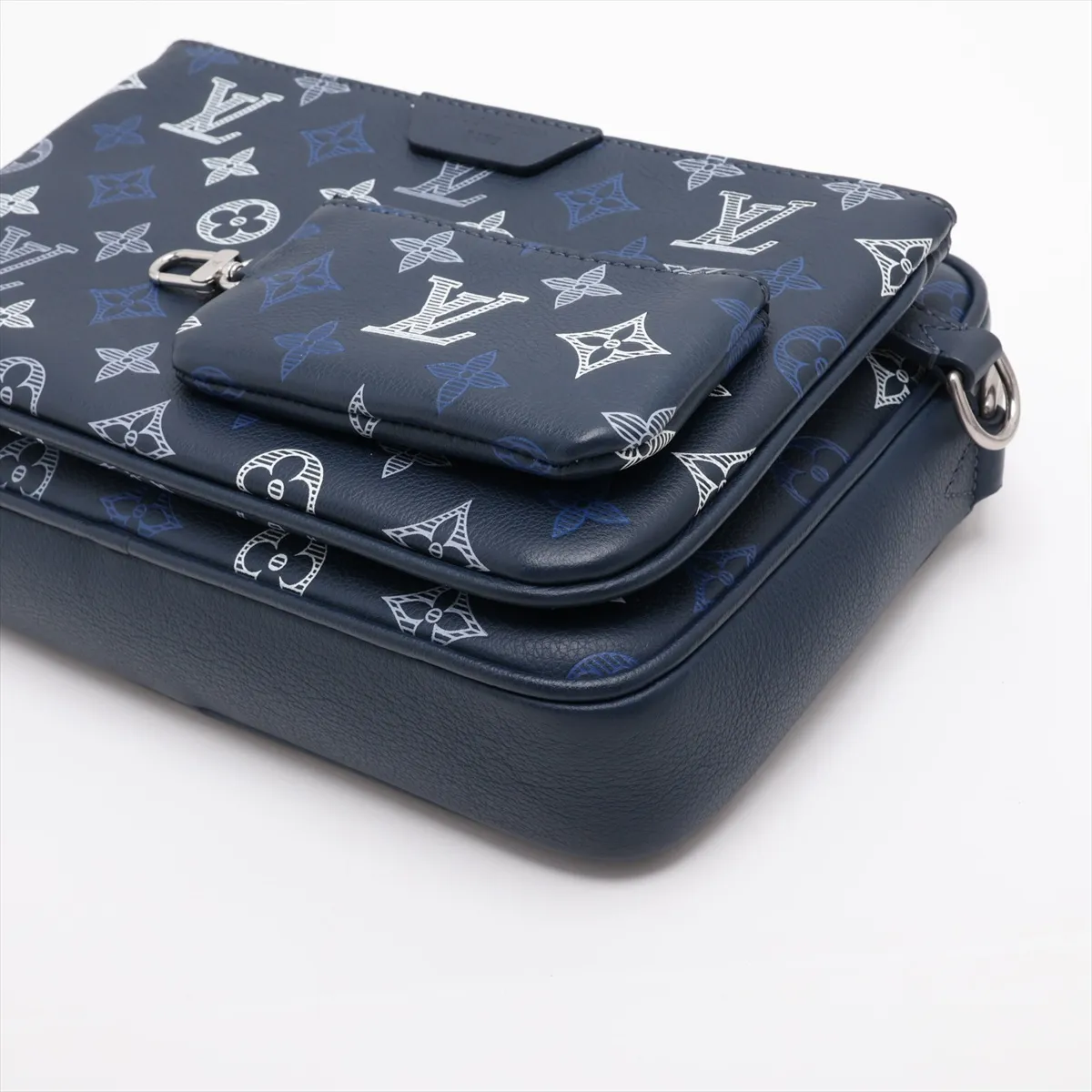 Monogram Shadow Trio Messenger M28618 Blue (RFID detected) — view 5