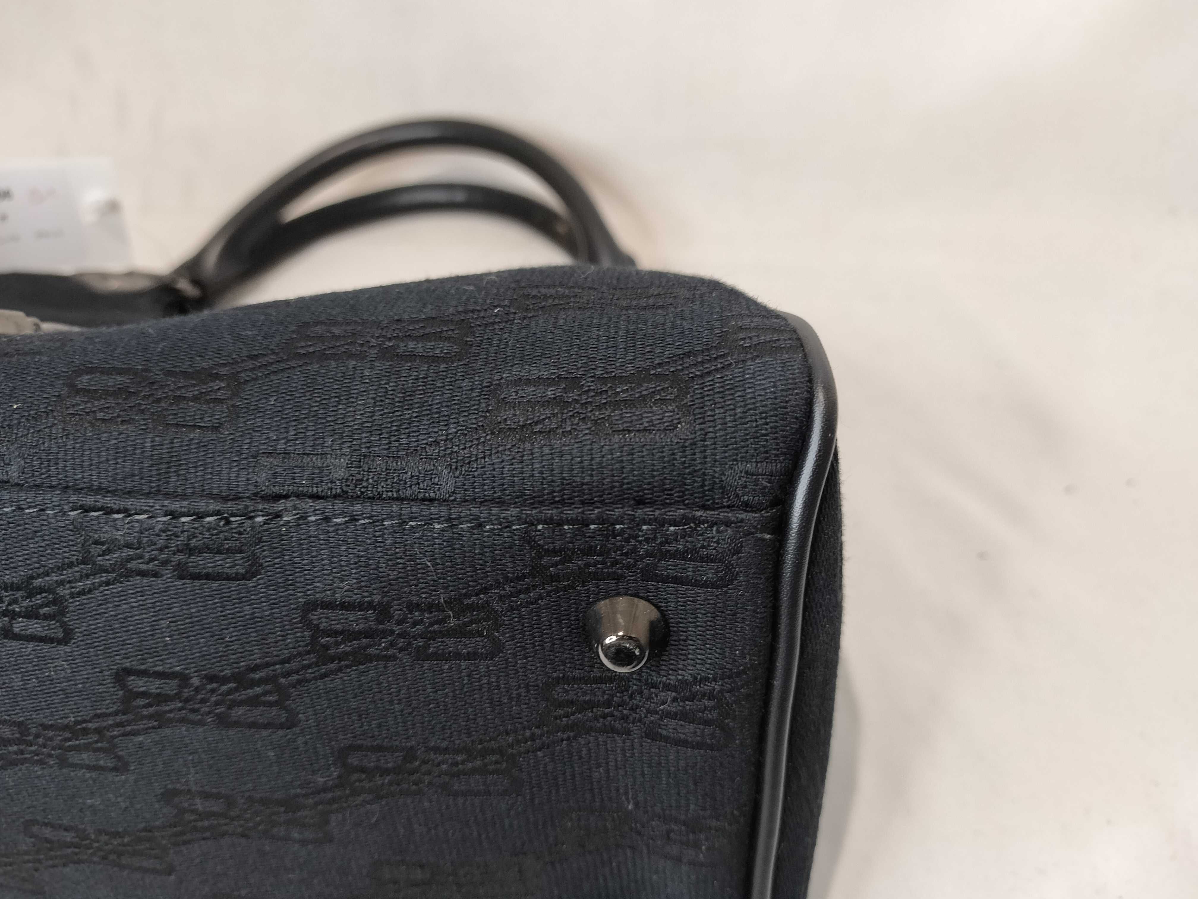 BB logo canvas black handbag — view 7