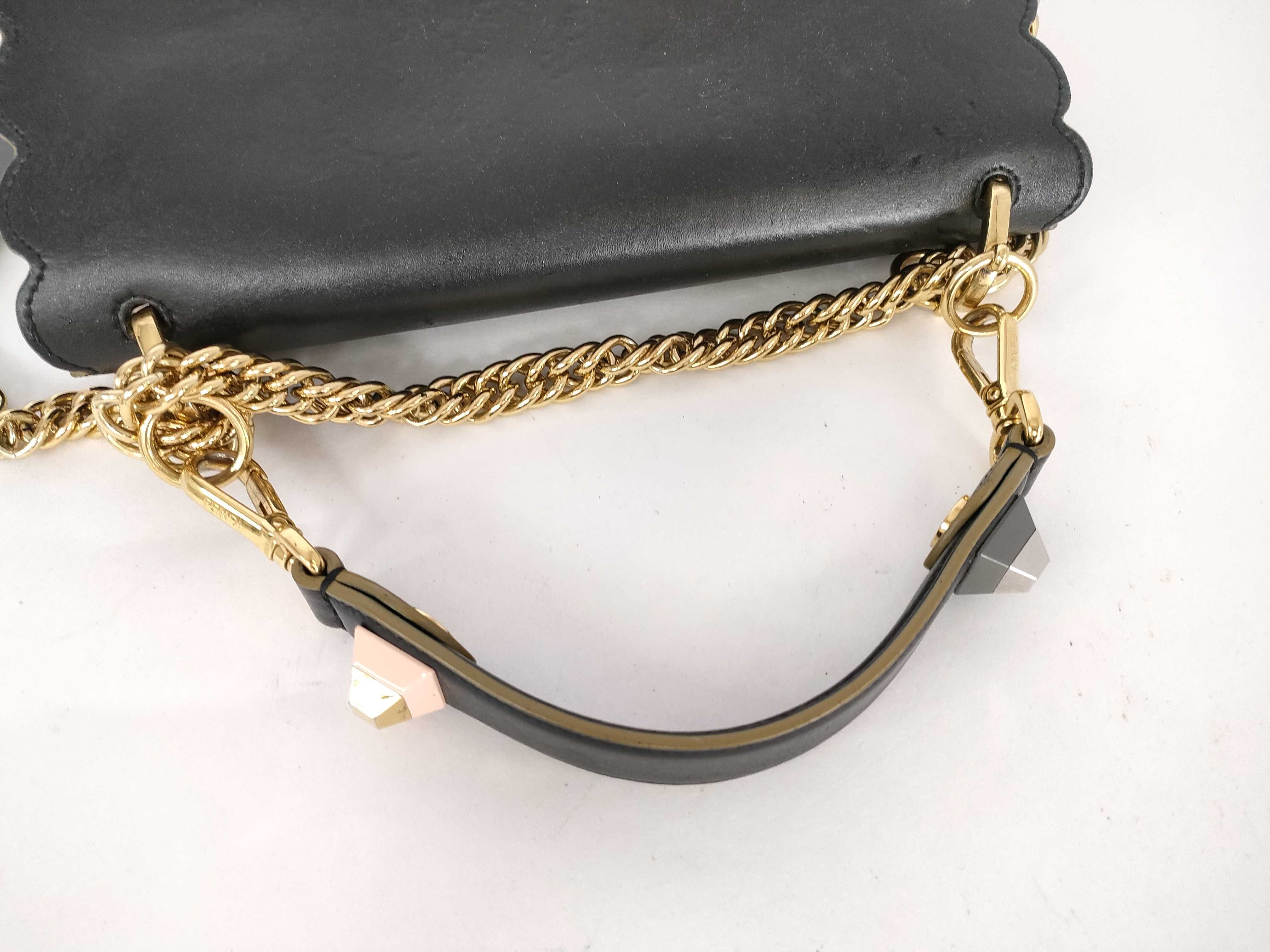 KANI Chain Shoulder Bag, Black Shoulder Bag — view 3