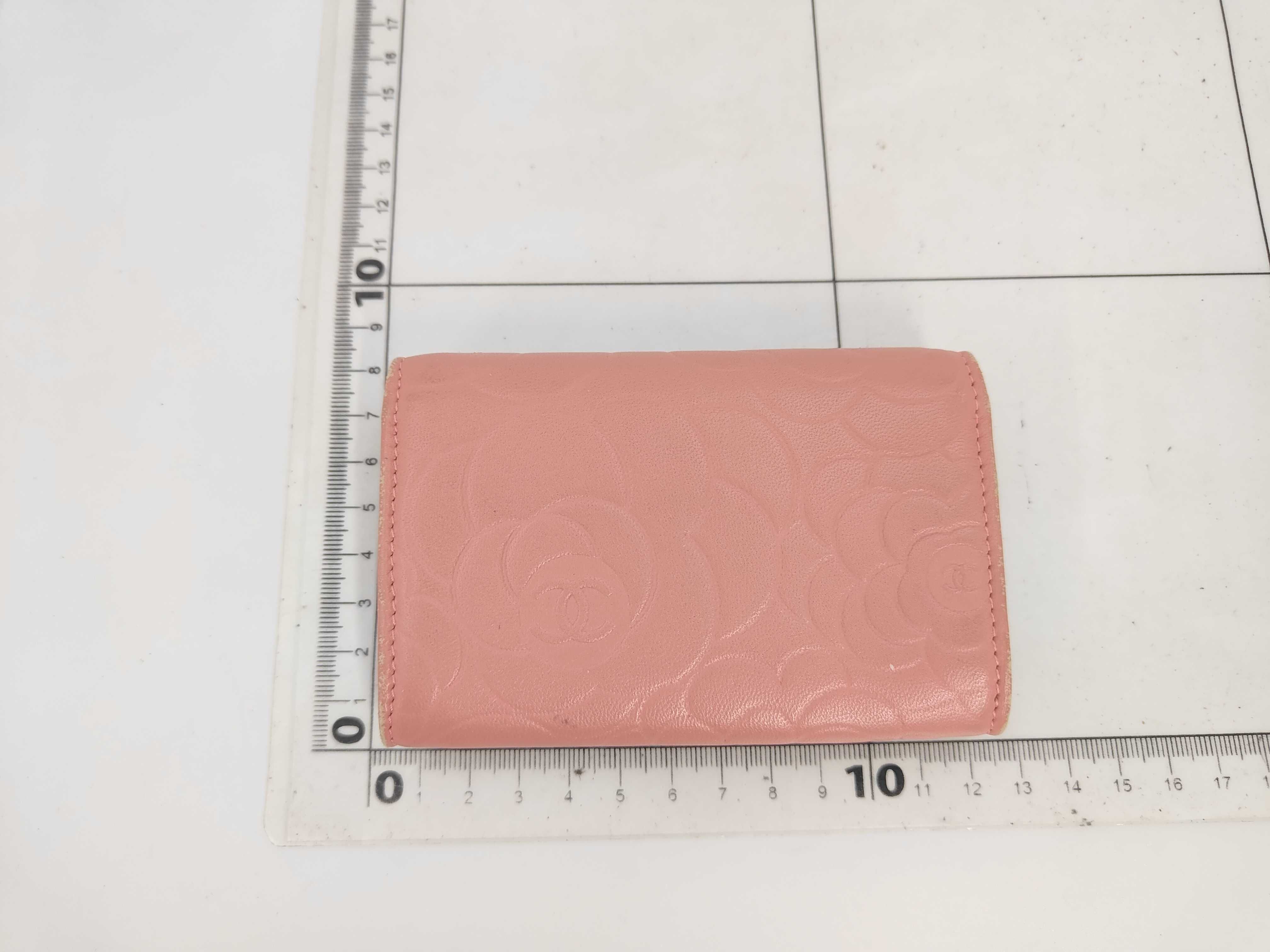 Coco Mark Camellia Embossed Leather Card Case - Card Case, Pass Case, Business Card Holder — view 2