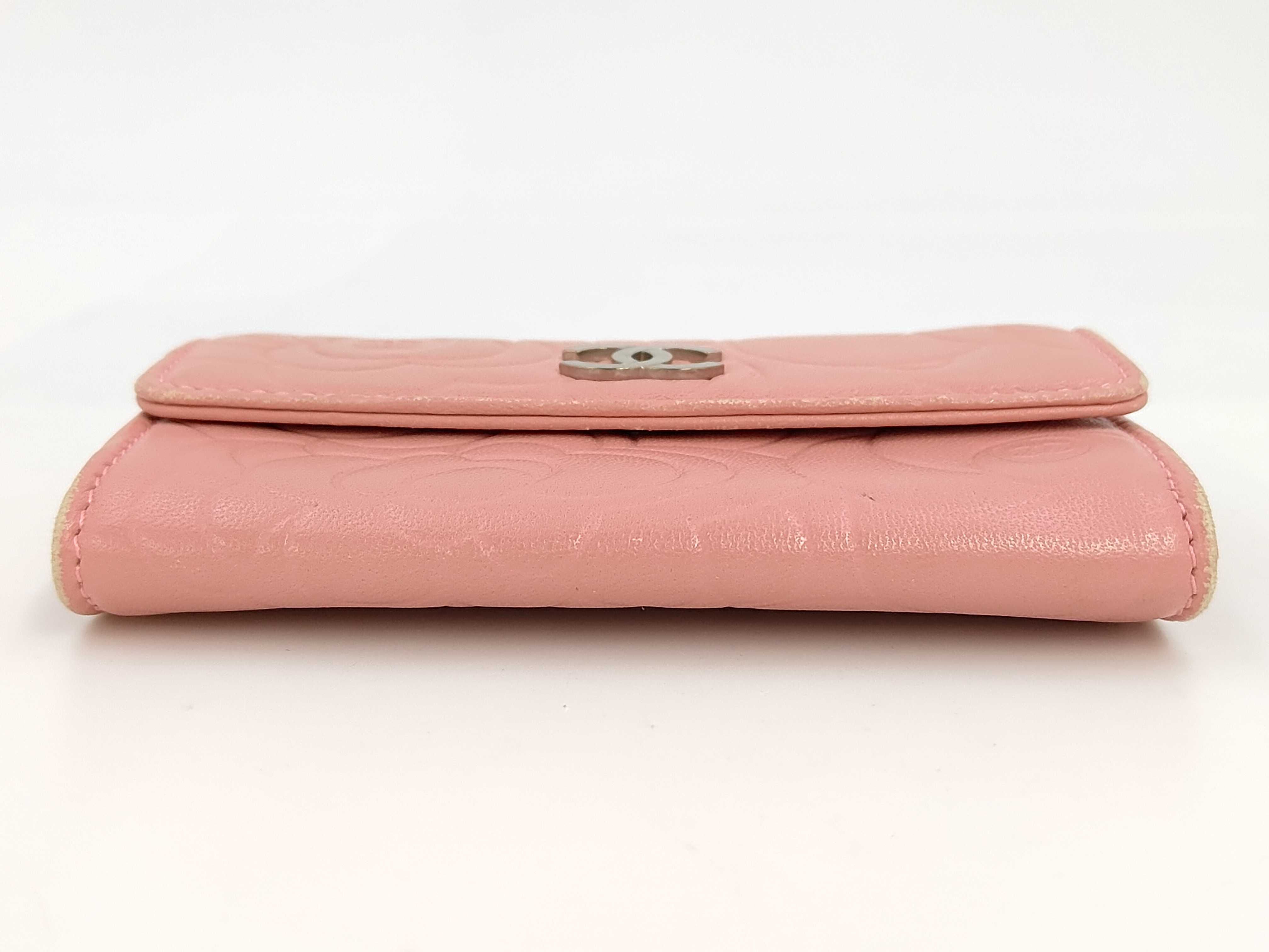 Coco Mark Camellia Embossed Leather Card Case - Card Case, Pass Case, Business Card Holder — view 3