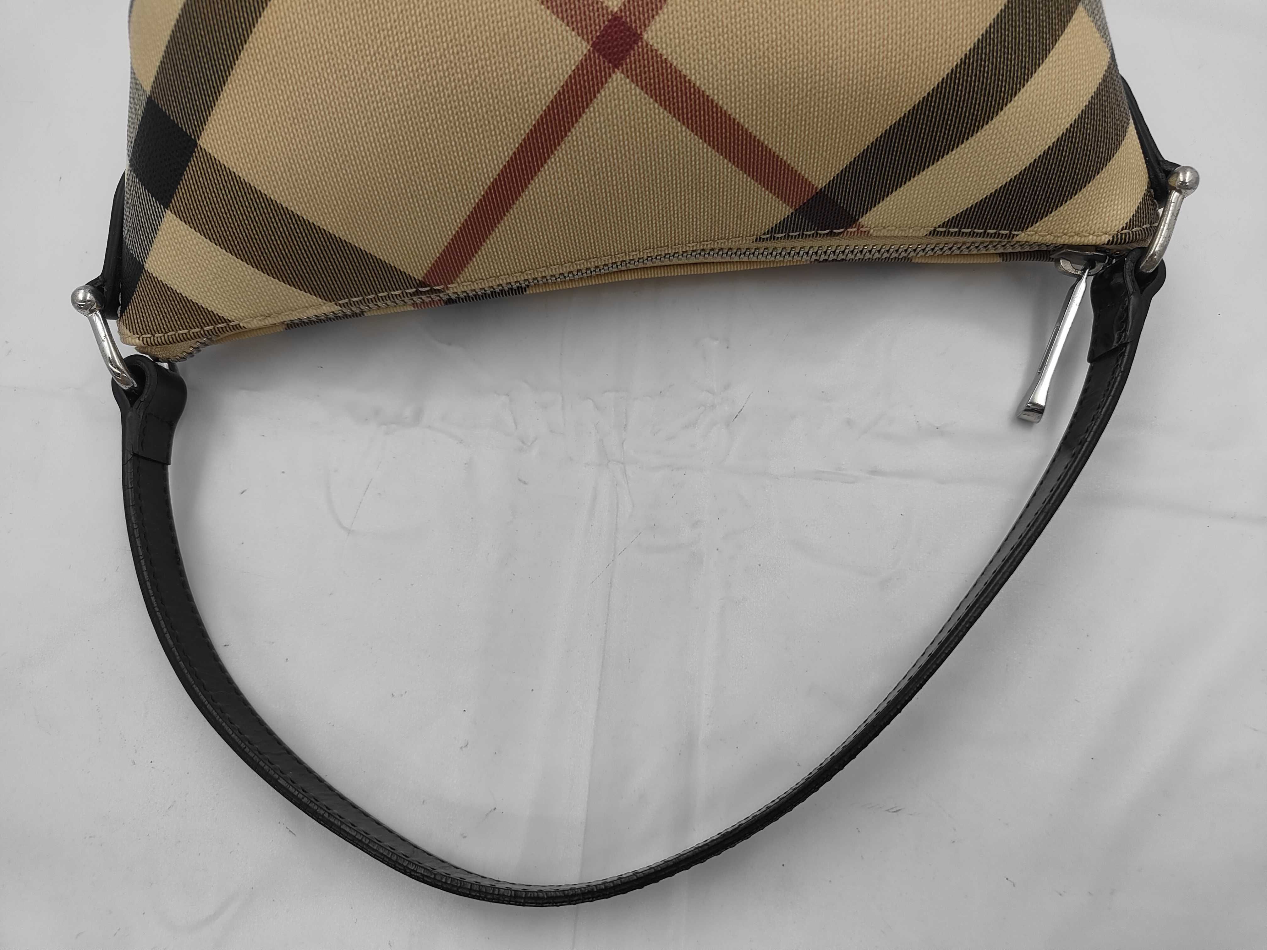 Nova Check Accessory Pouch Bag — view 3