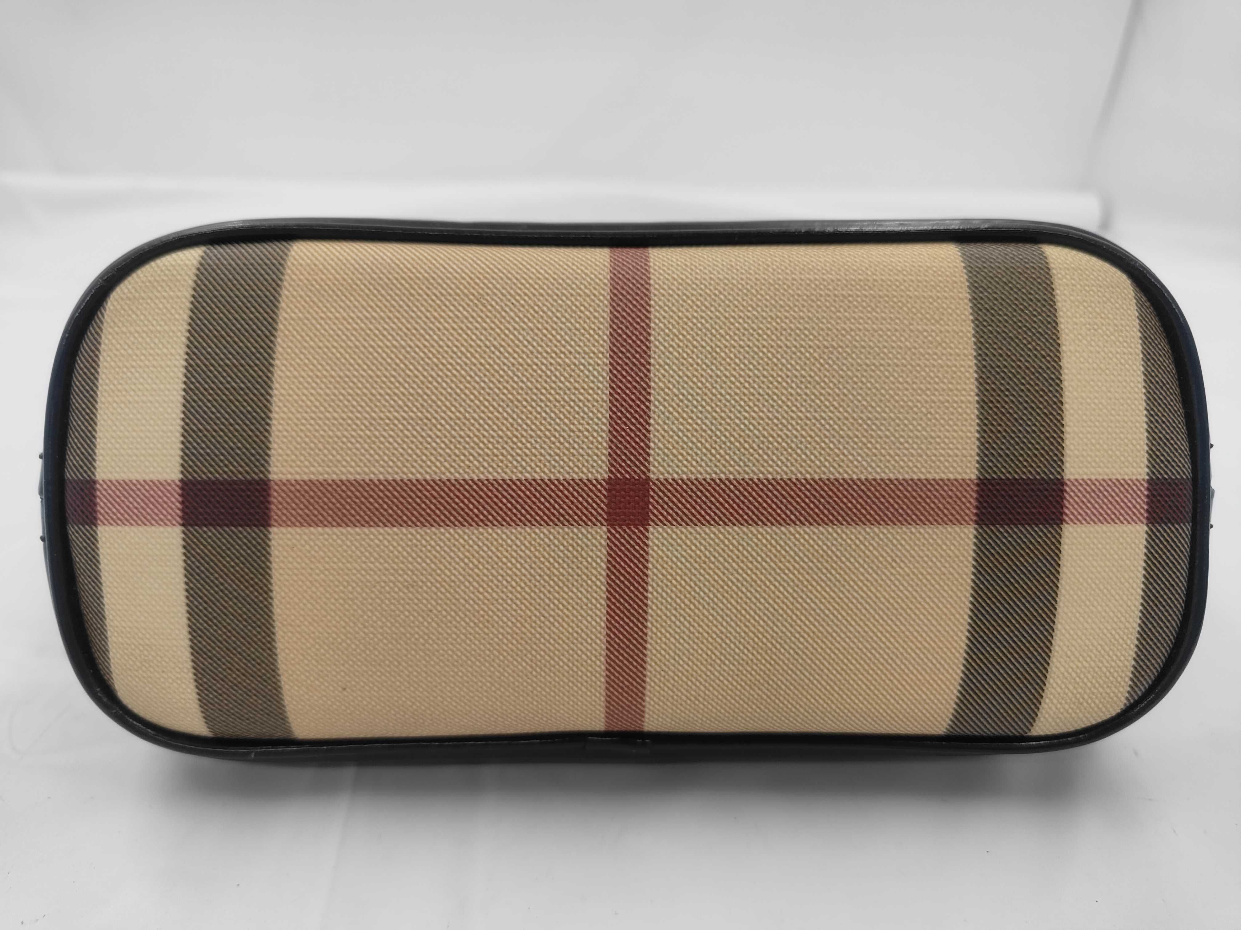 Nova Check Accessory Pouch Bag — view 7