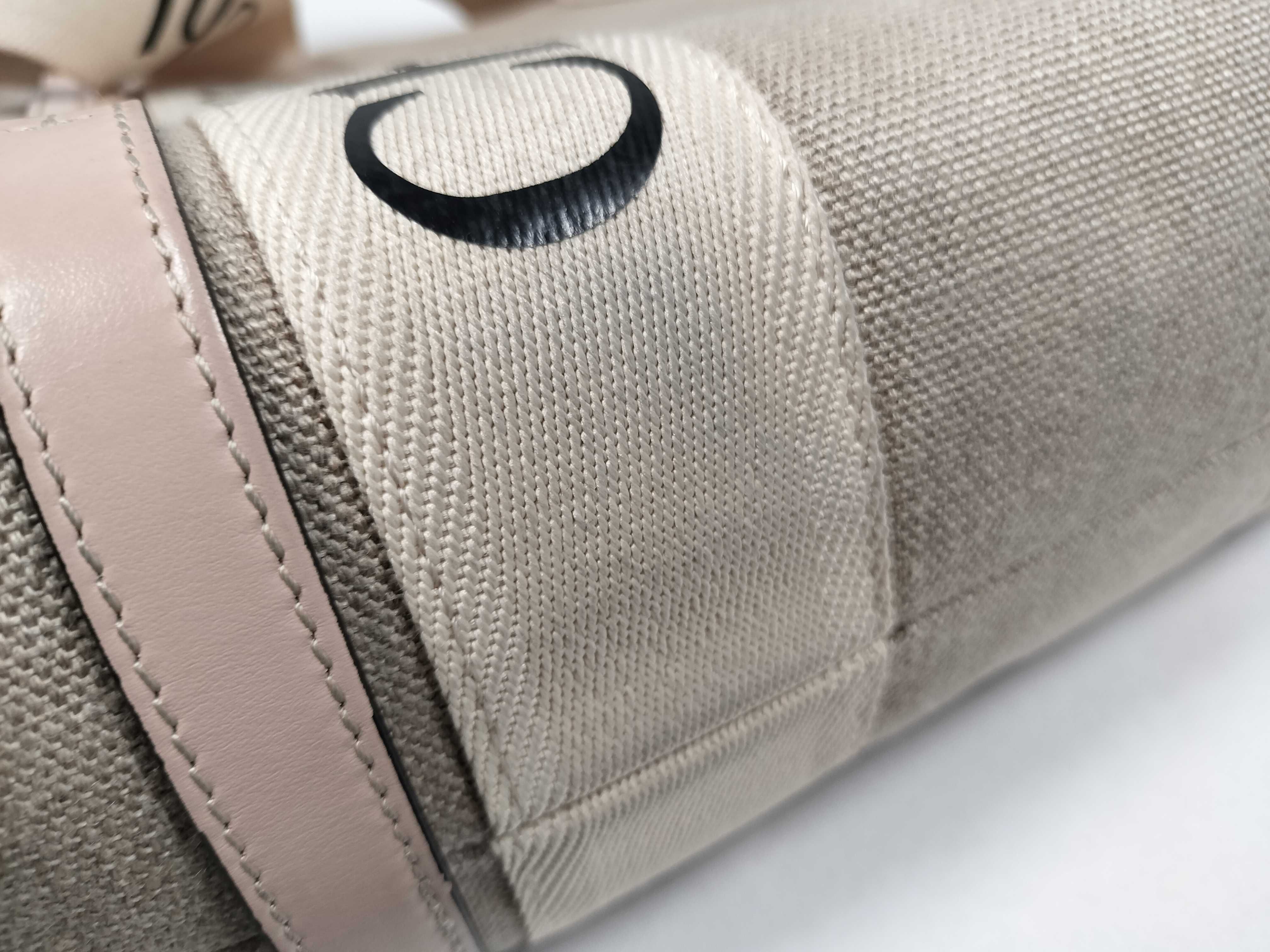 Woody Medium Tote Bag. Accessories: Dust bag. Tote bag. — view 14