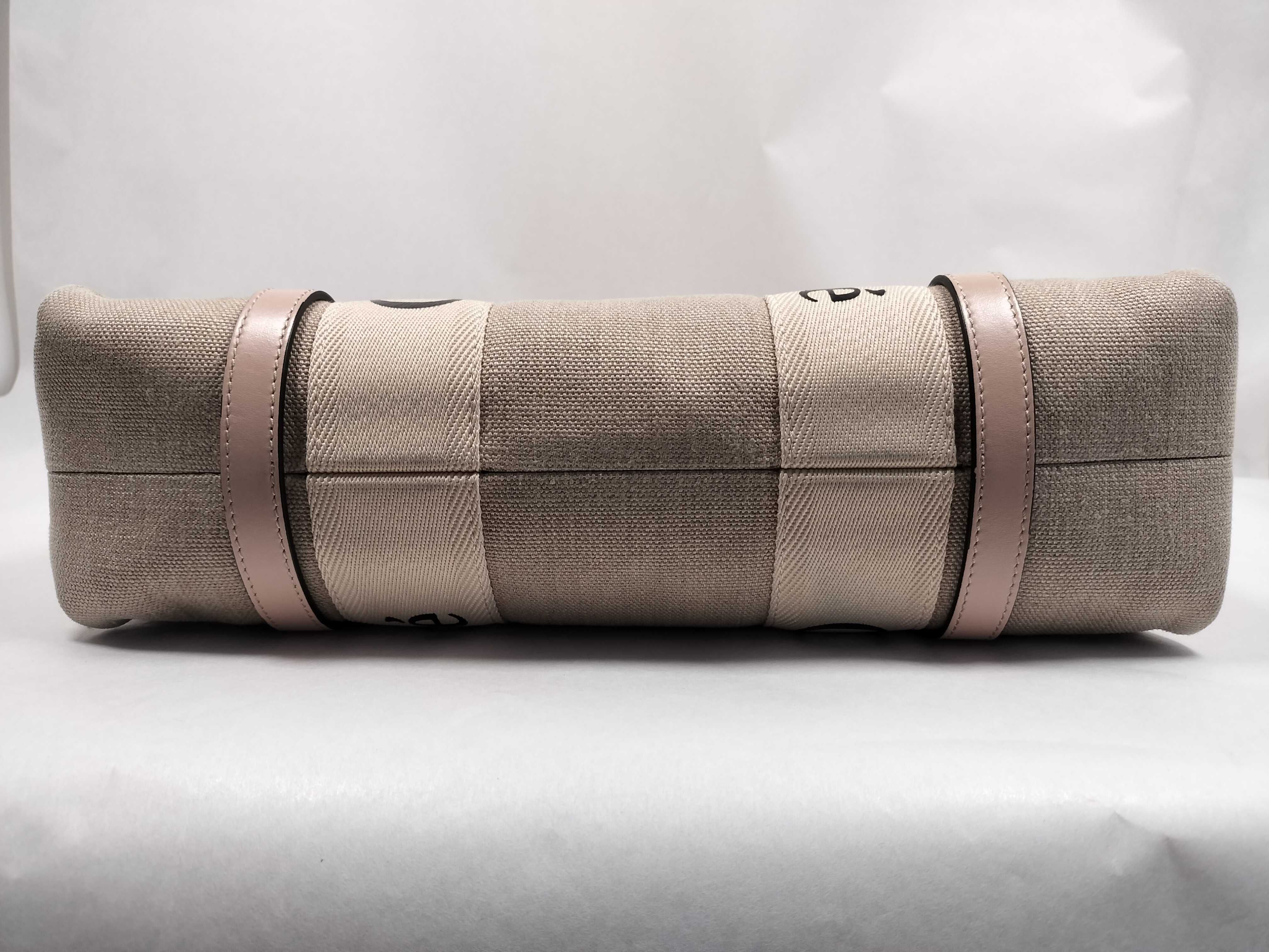 Woody Medium Tote Bag. Accessories: Dust bag. Tote bag. — view 7