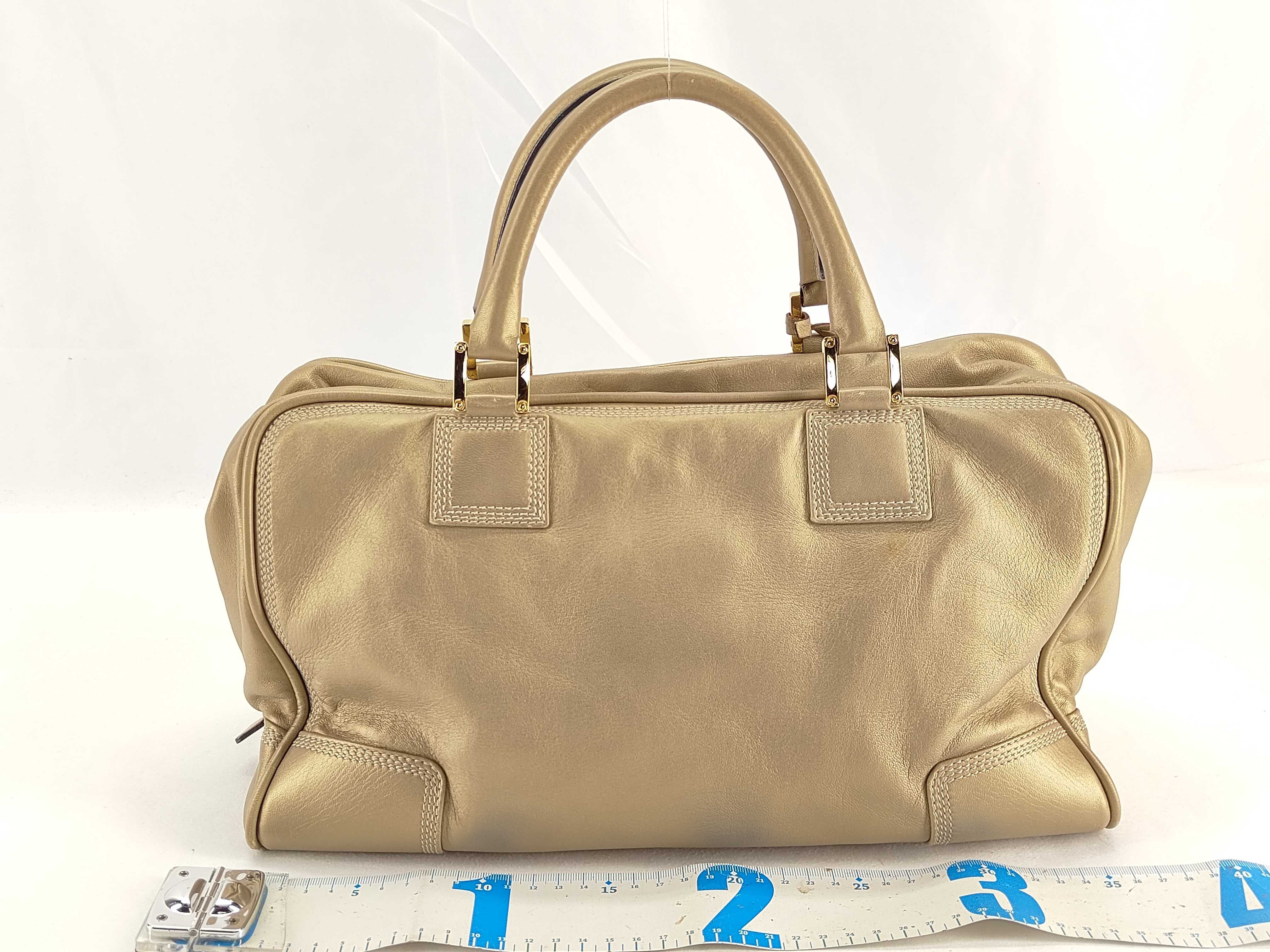 Amazona handbag, Anagram pattern, gold, with padlock and key, Boston bag style. — view 2