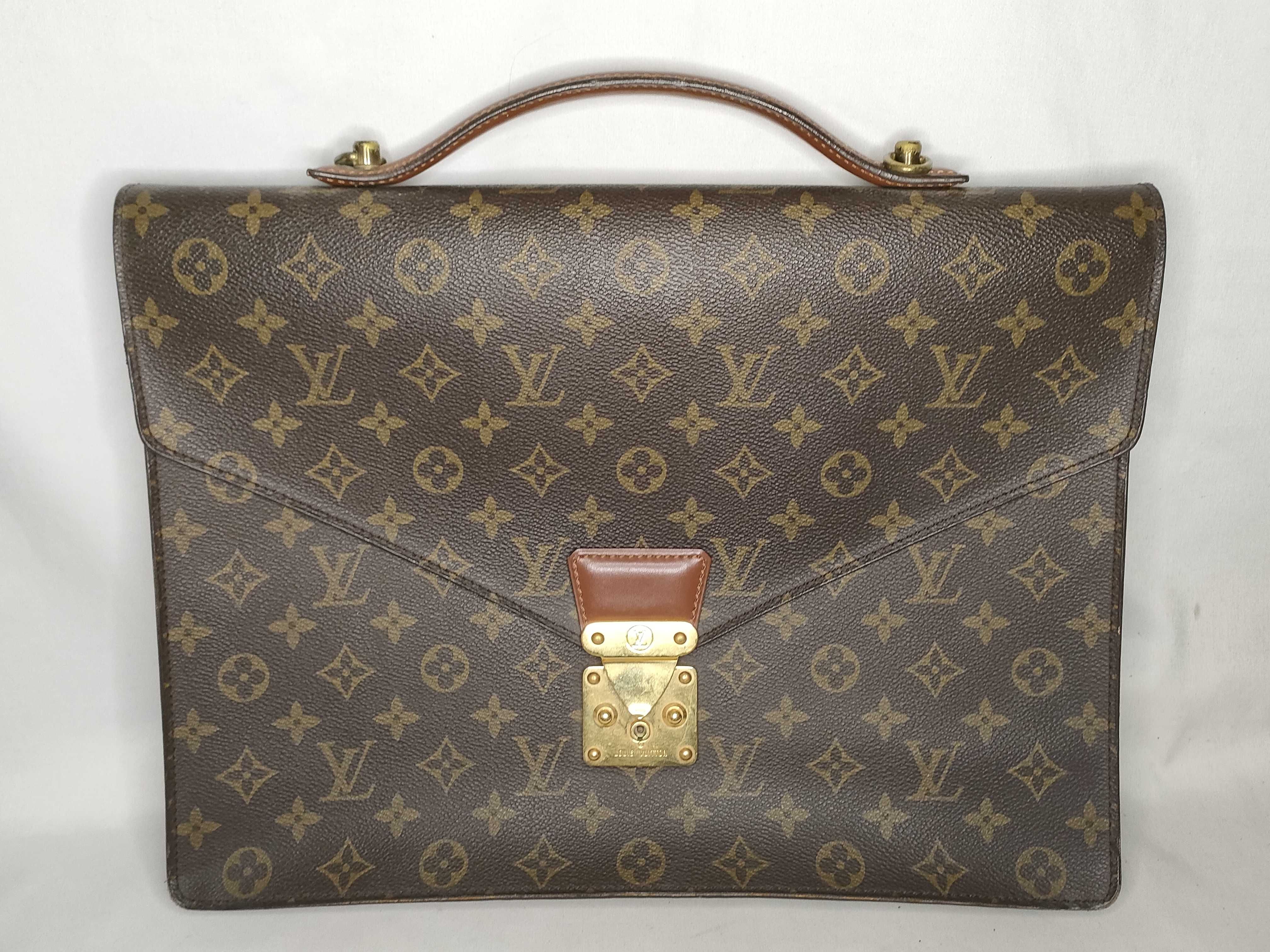 Monogram Louis Vuitton Monogram Port Document Bandoulière M53338 CT8911 Handbag