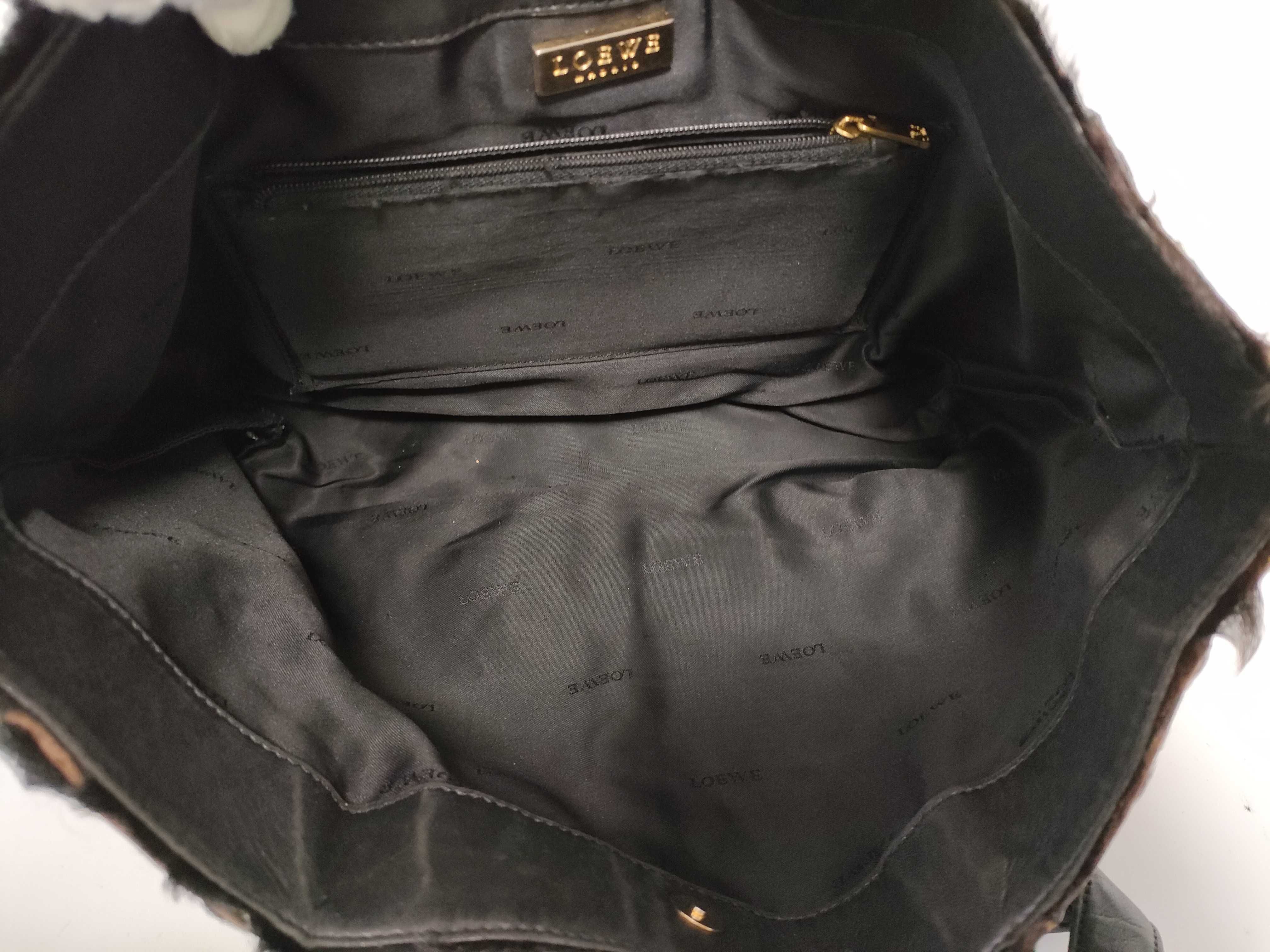 Rabbit Fur Leather Handle Black Handbag — view 10