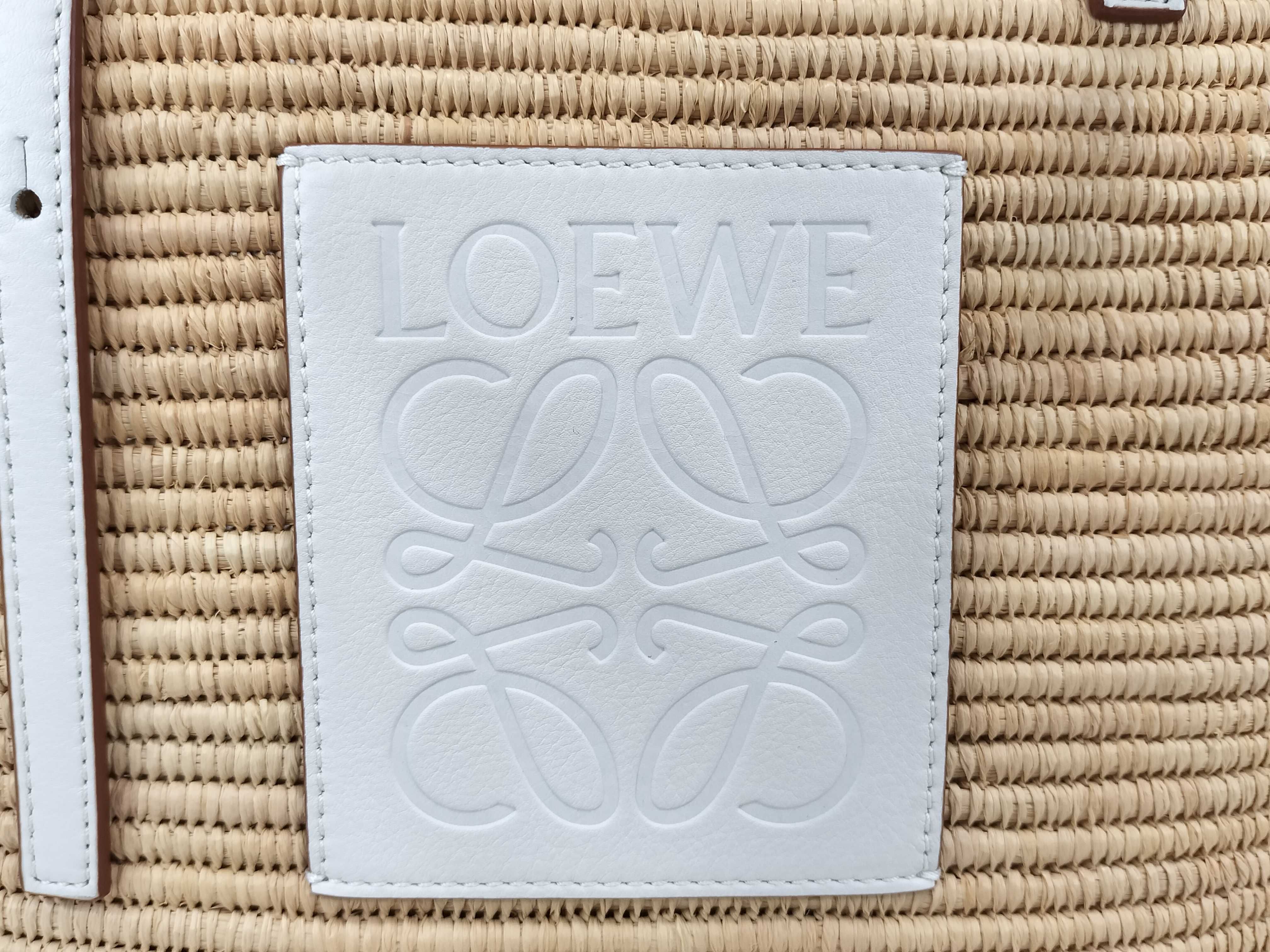 Square Basket Small Raffia x Leather Basket Bag Beige x White Handbag — view 10