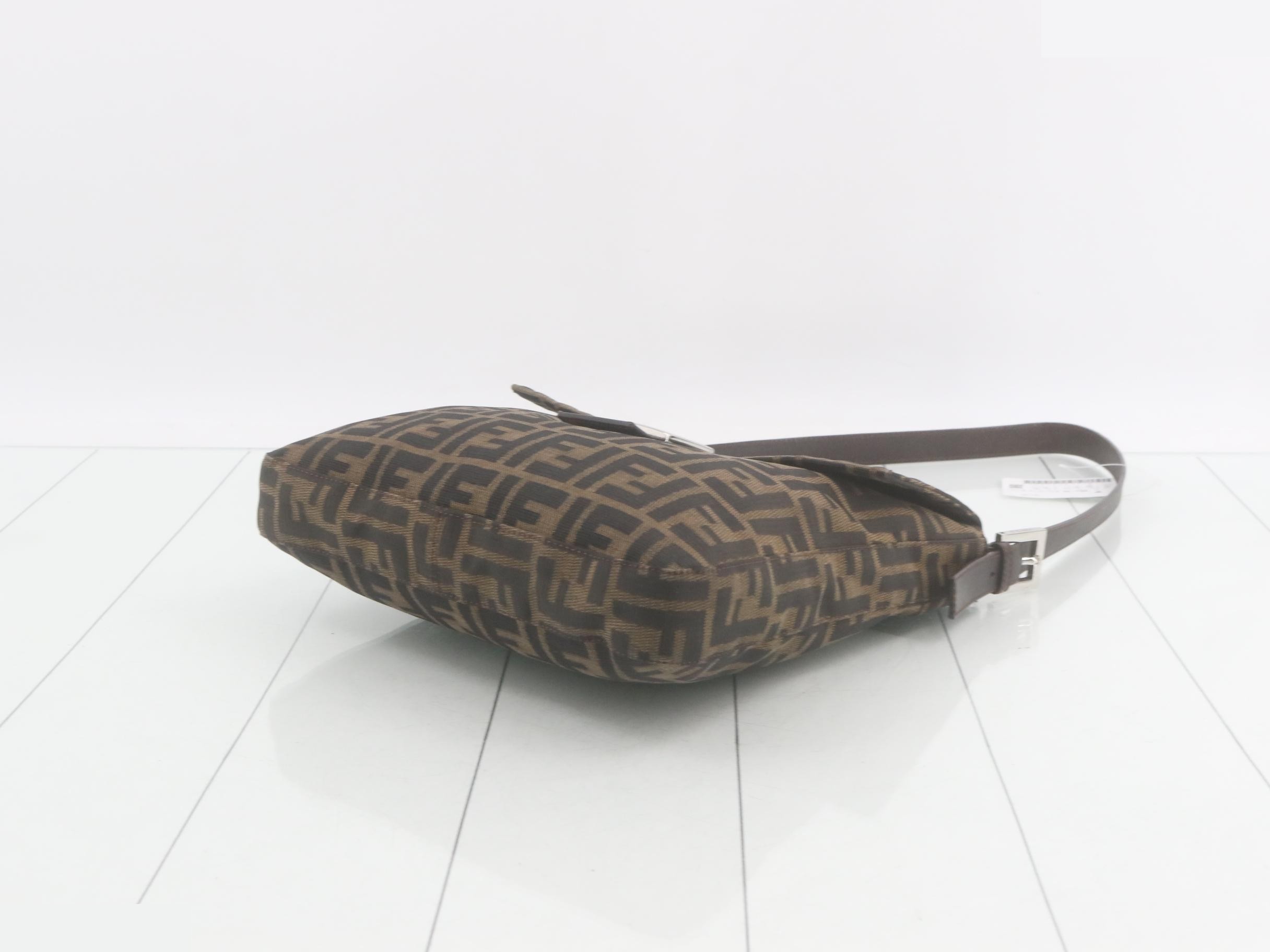 ZUCCA Mamma Bucket, Brown, Silver Hardware, 26 x 27 x 4 cm — view 6