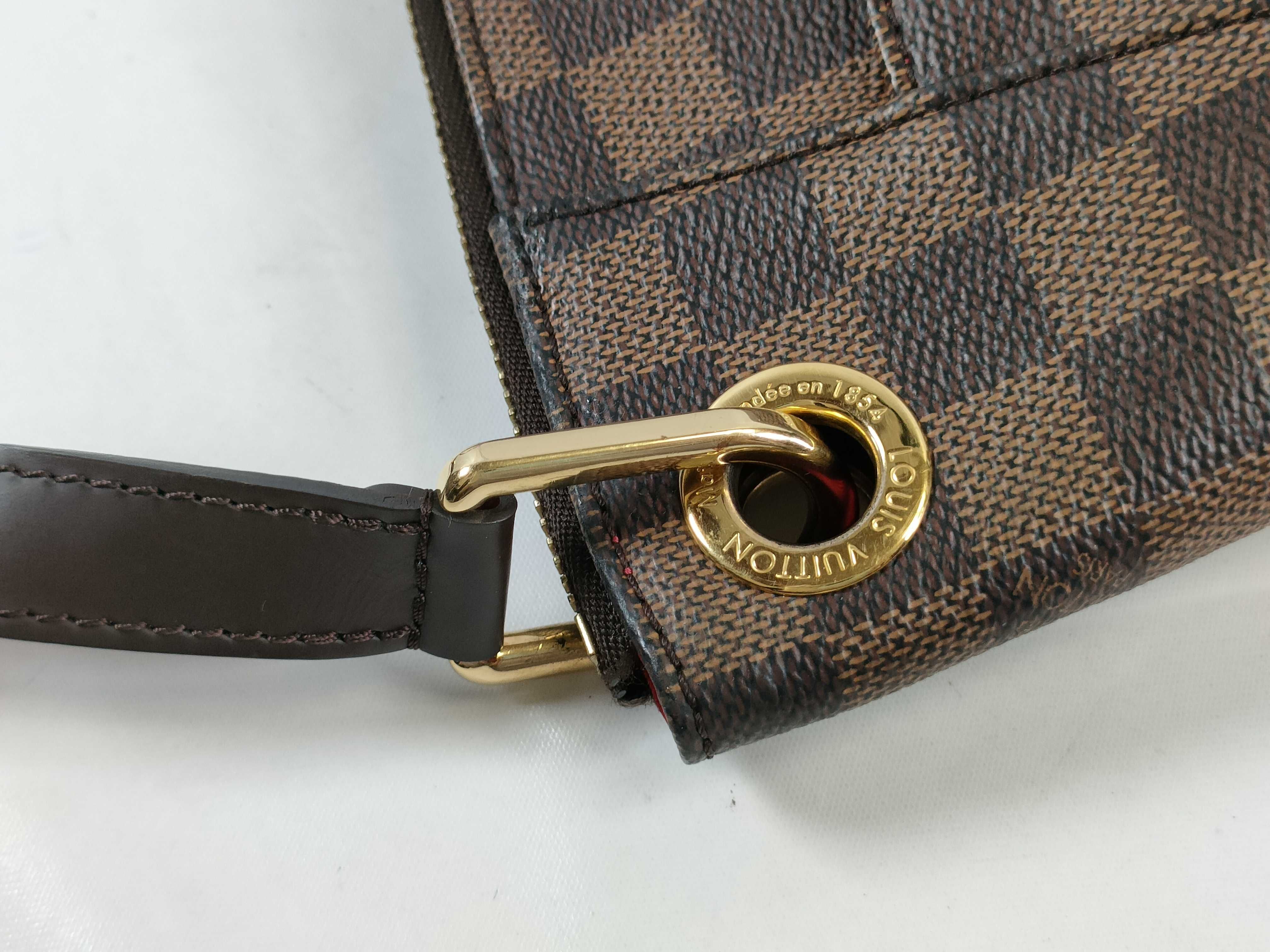 Damier PH- Damier Ebene South Bank Besace Shoulder Bag Brown Canvas Shoulder Bag — view 5