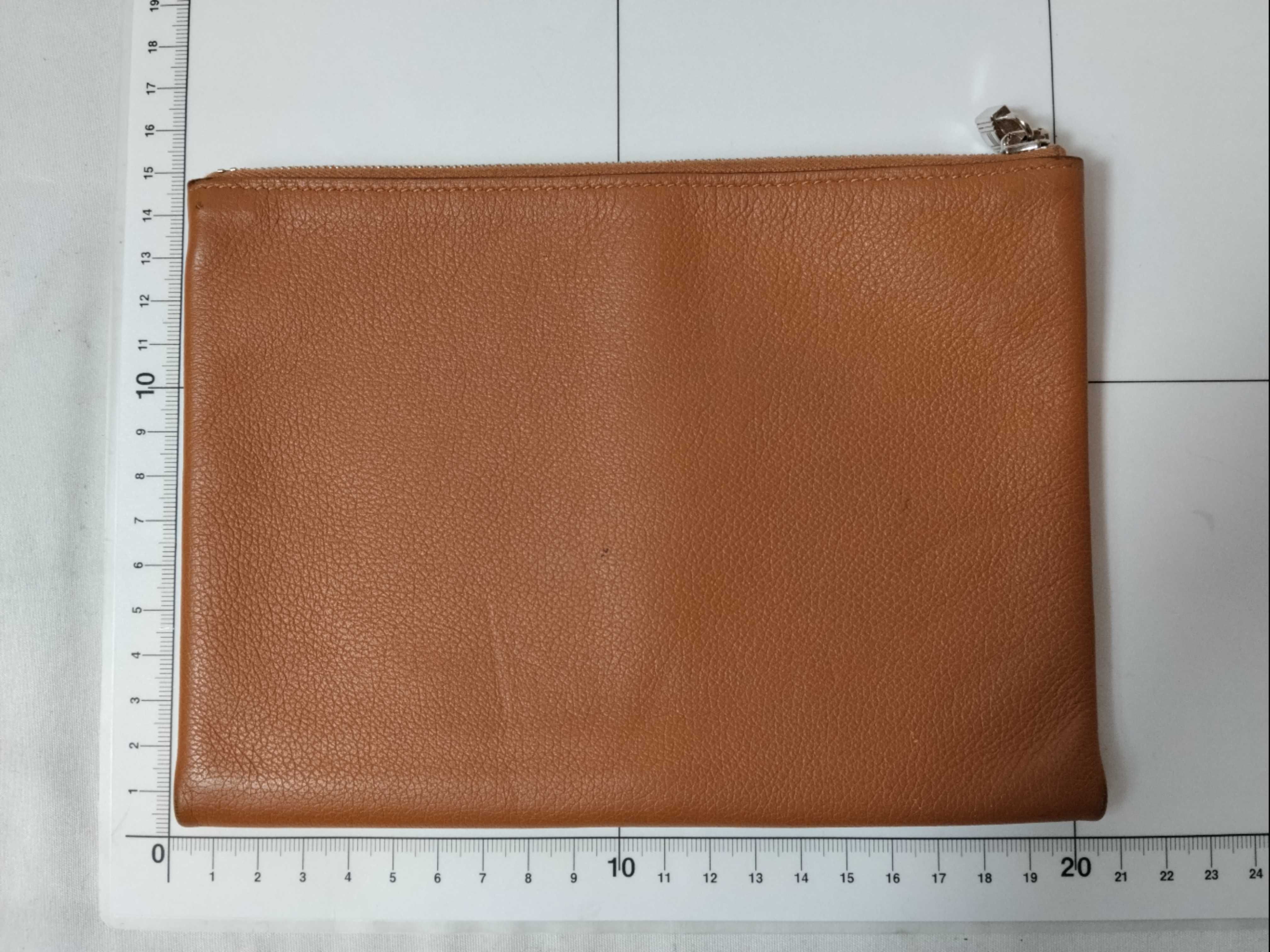 Atou D-stamp pouch — view 2