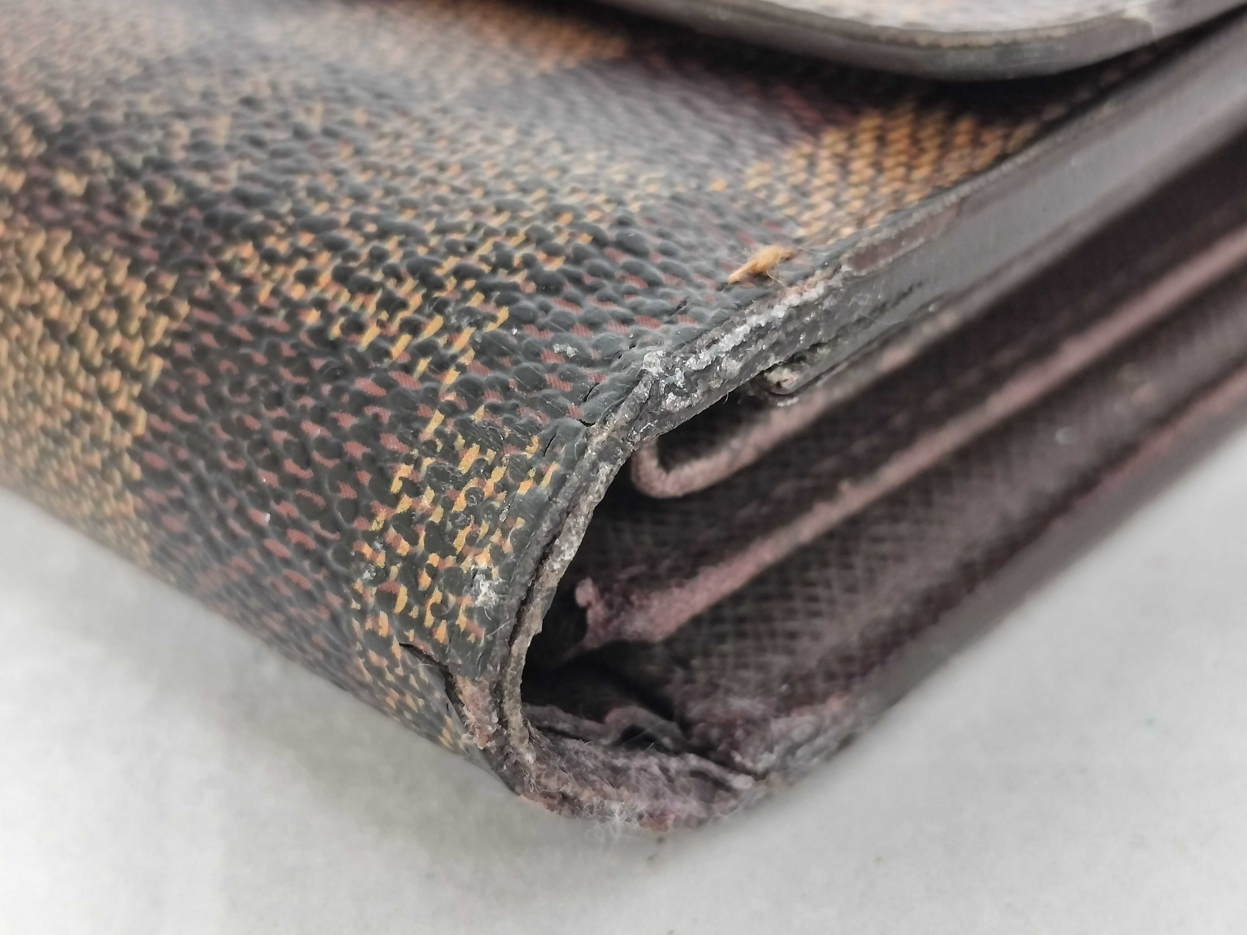 Damier LV Damier Alexandra N63067 CA4100 Wallet — view 4