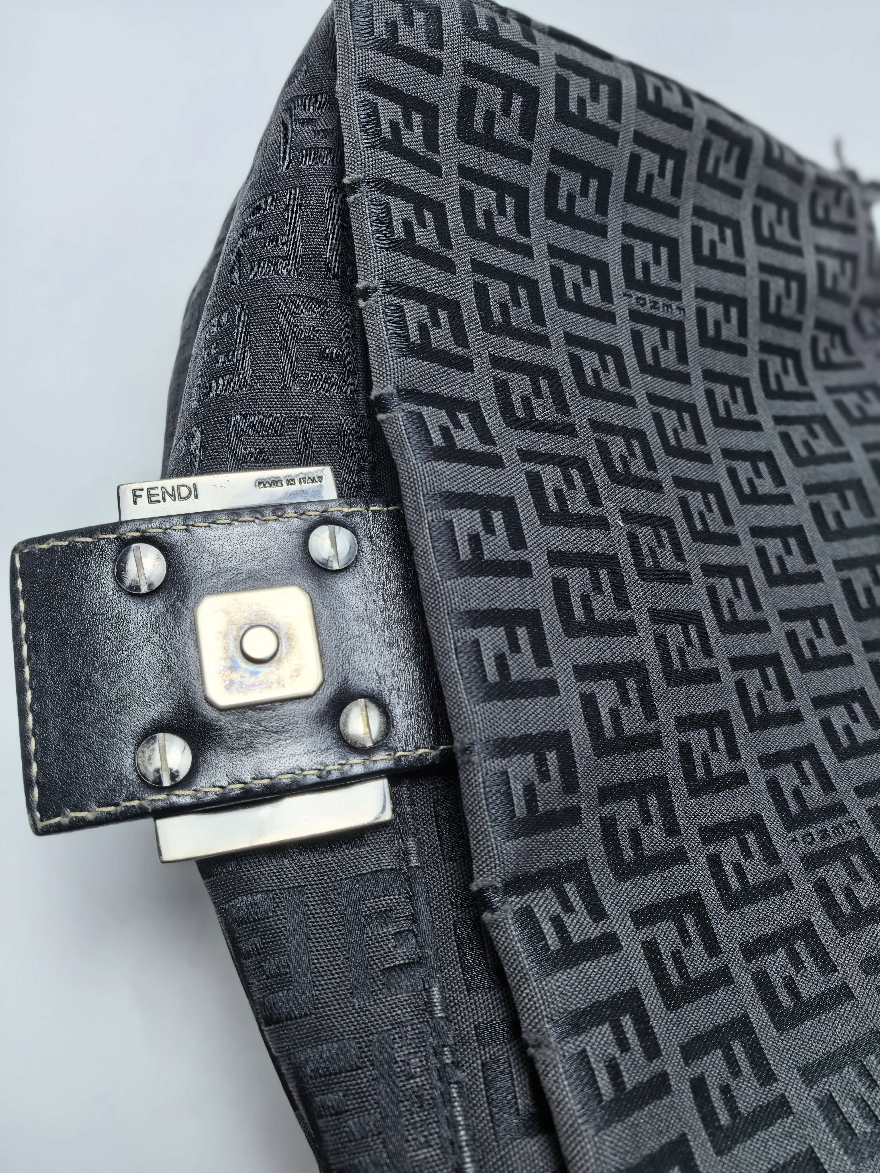 【*Shipped from: China*】FENDI Baguette Canvas Clutch Bag (Second Bag) — view 9