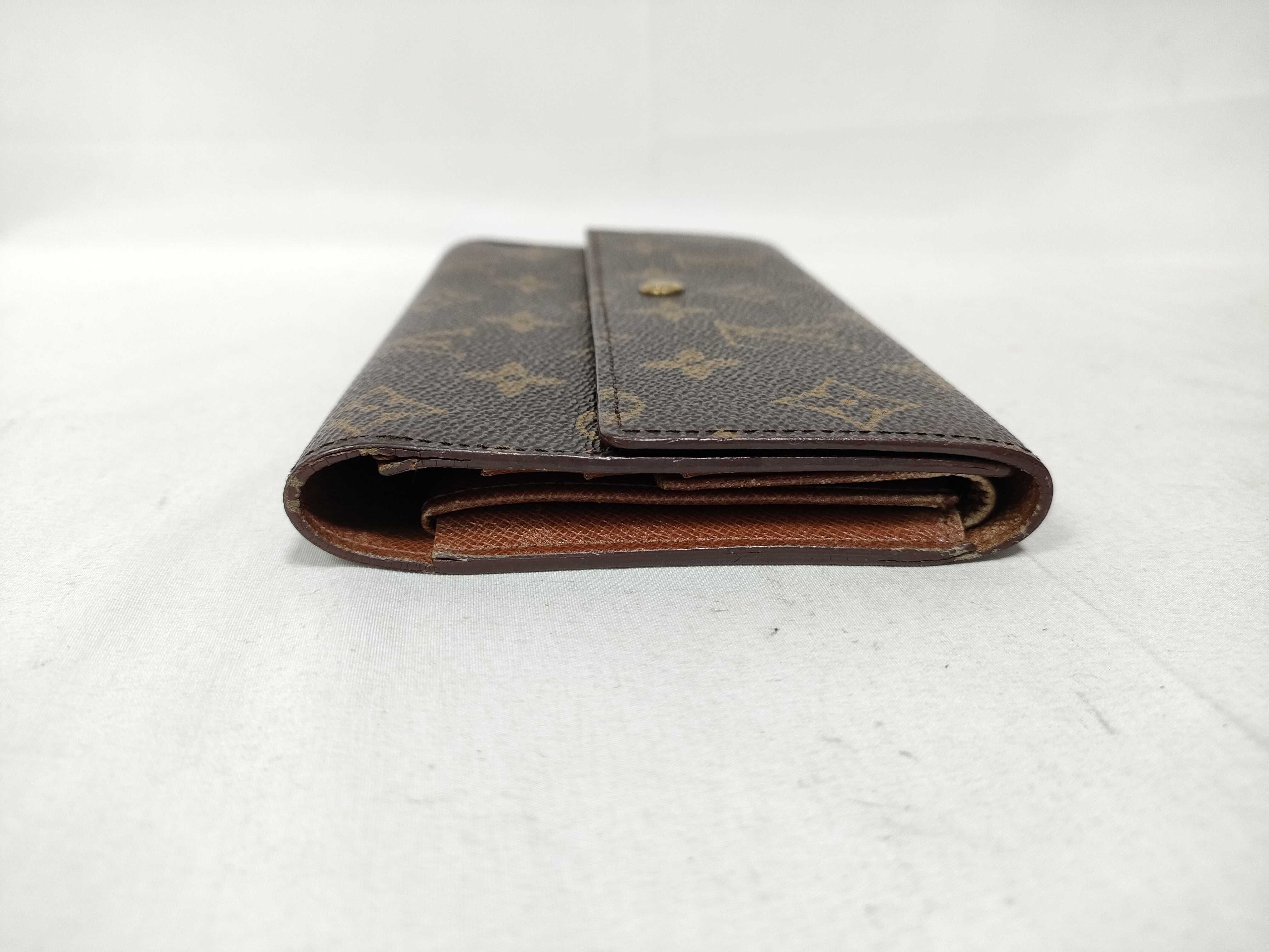 Monogram Louis Vuitton Button Wallet — view 5