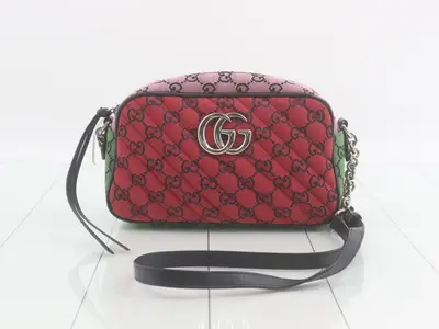 GG Marmont Shoulder Bag