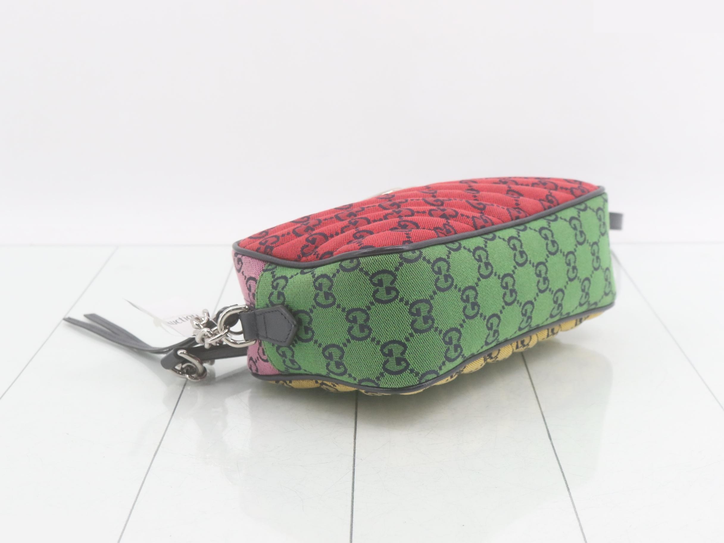 GG Marmont Shoulder Bag — view 5