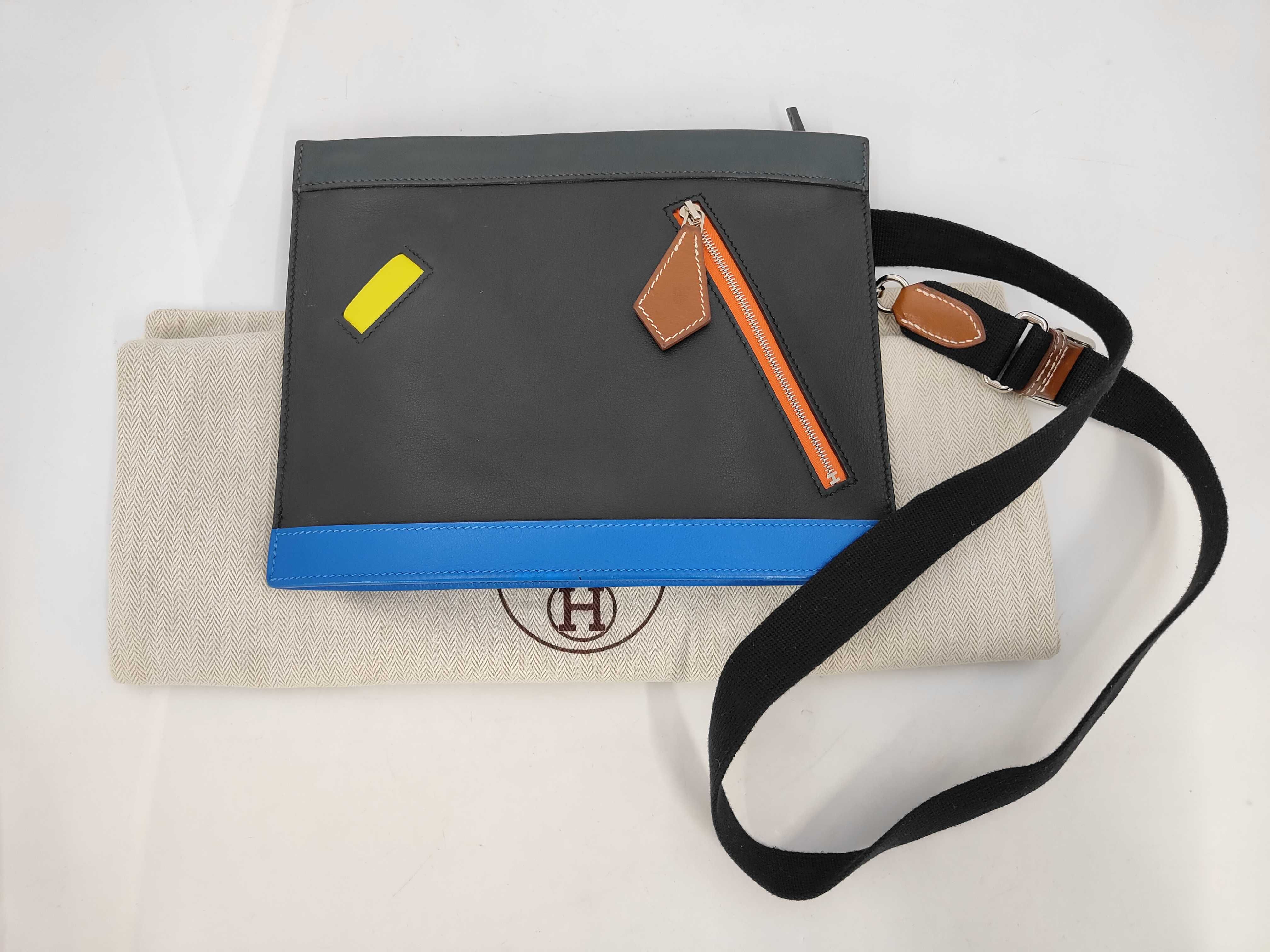 Colormatic Shoulder Bag