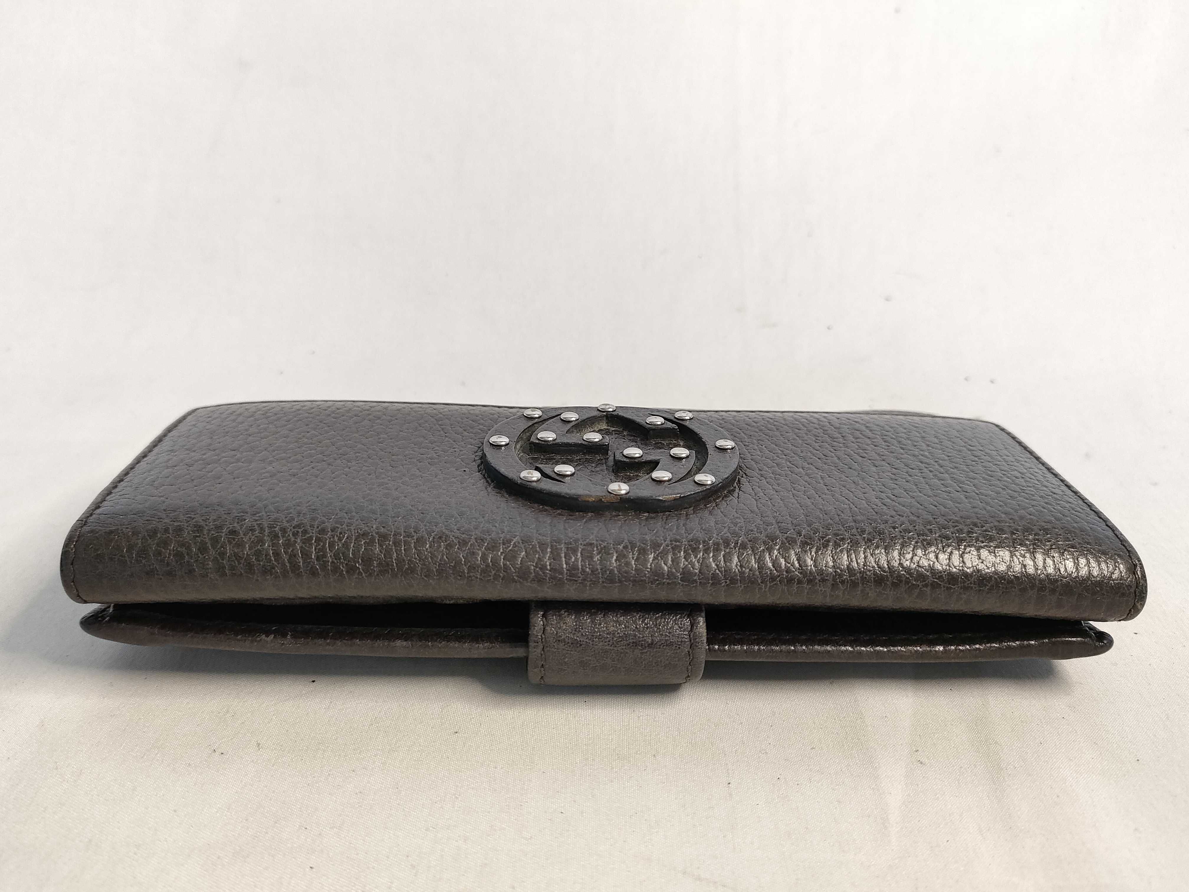 231843 Interlocking G Long Wallet GG Canvas Brown Brand Wallet Studs Wallet — view 6