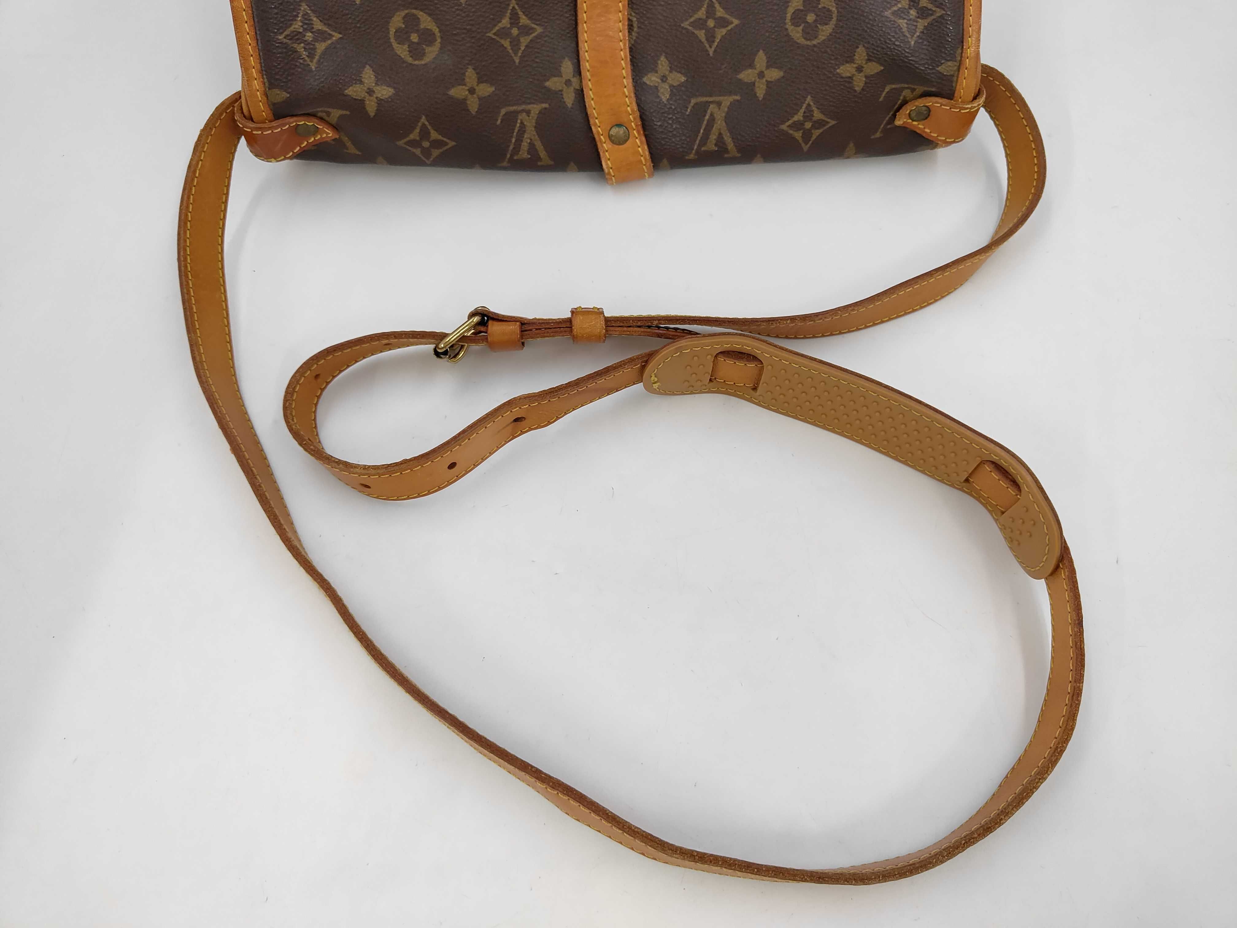 Monogram Saumur AR0925 Shoulder Bag — view 5