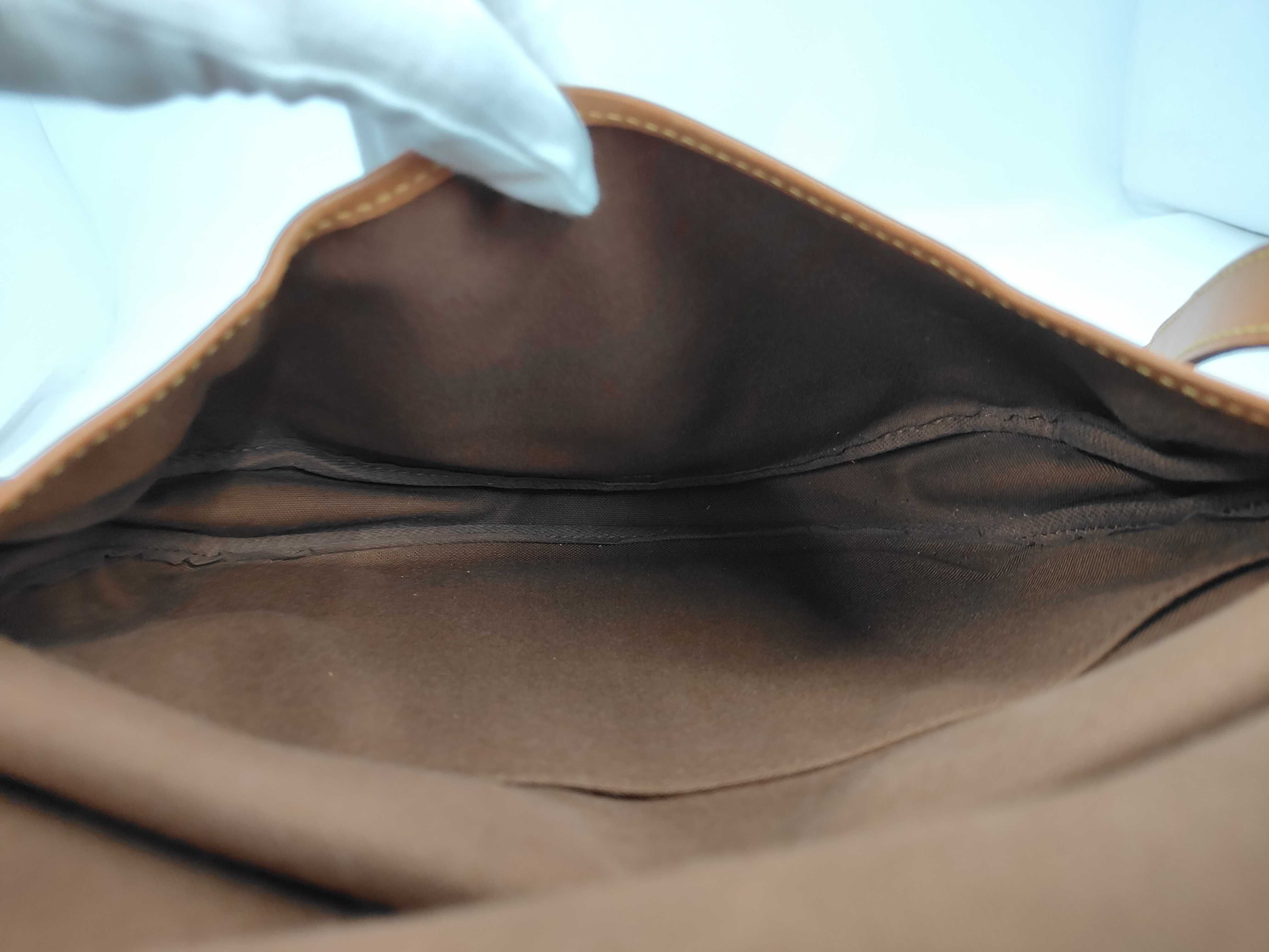 Monogram Saumur AR0925 Shoulder Bag — view 9