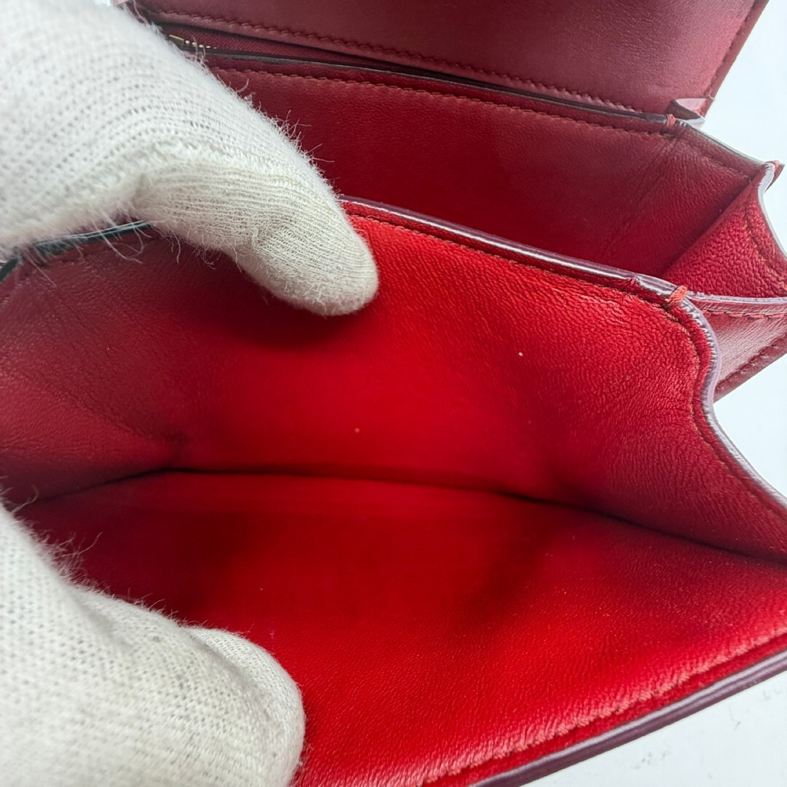 Classic Box Shoulder Bag — view 15