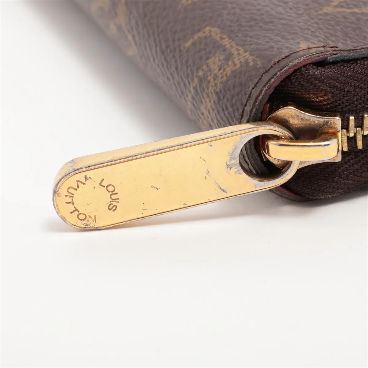 Monogram Zippy Wallet M41896 Serial Unknown Coquelicot Round Zip Wallet — view 14