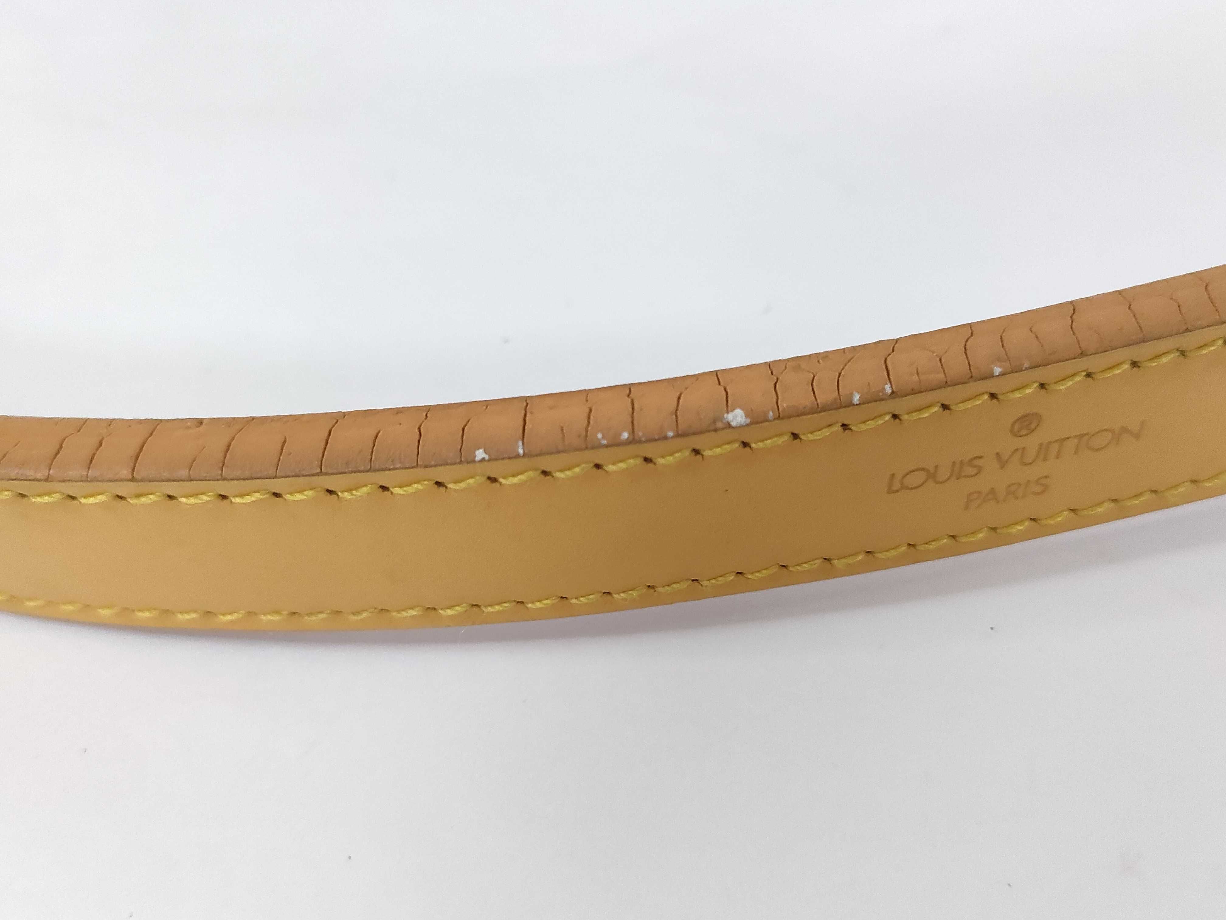 Epi LV Epi Yellow Petit Noé M44109 Shoulder Bag — view 4