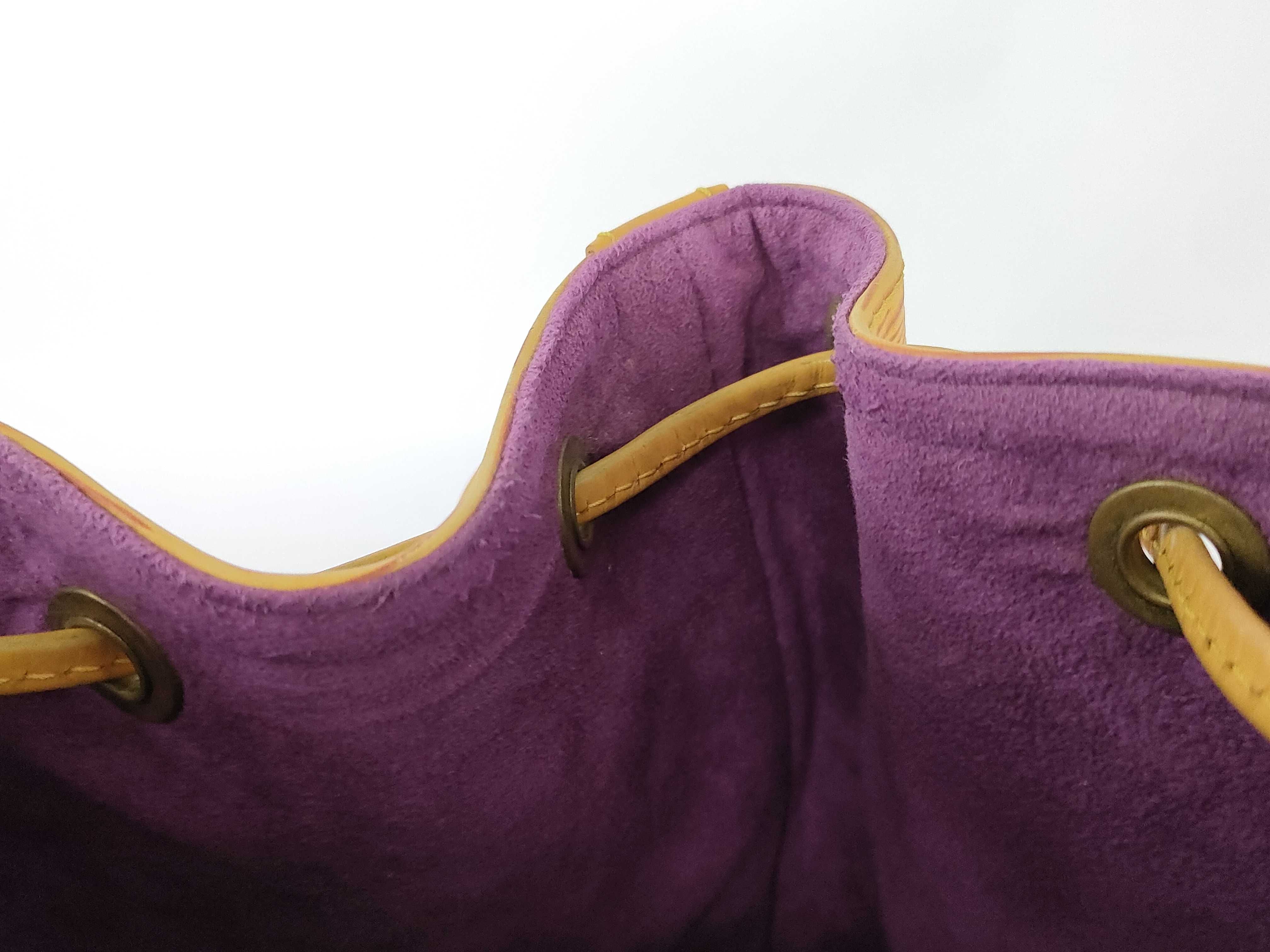 Epi LV Epi Yellow Petit Noé M44109 Shoulder Bag — view 10