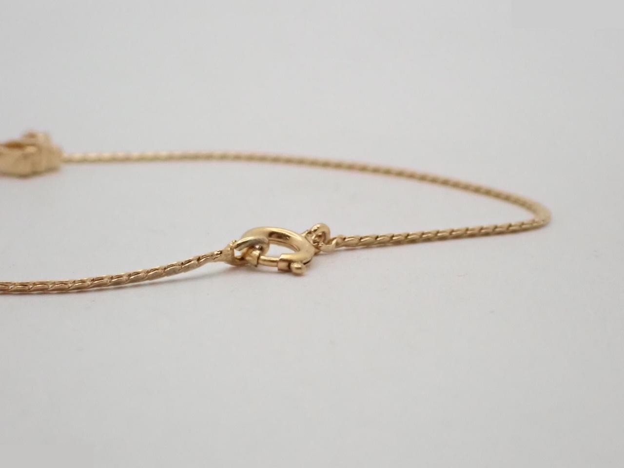 Other lines: Precious metal bracelets and bangles (metal), wrist circumference approximately 18 cm. — view 3