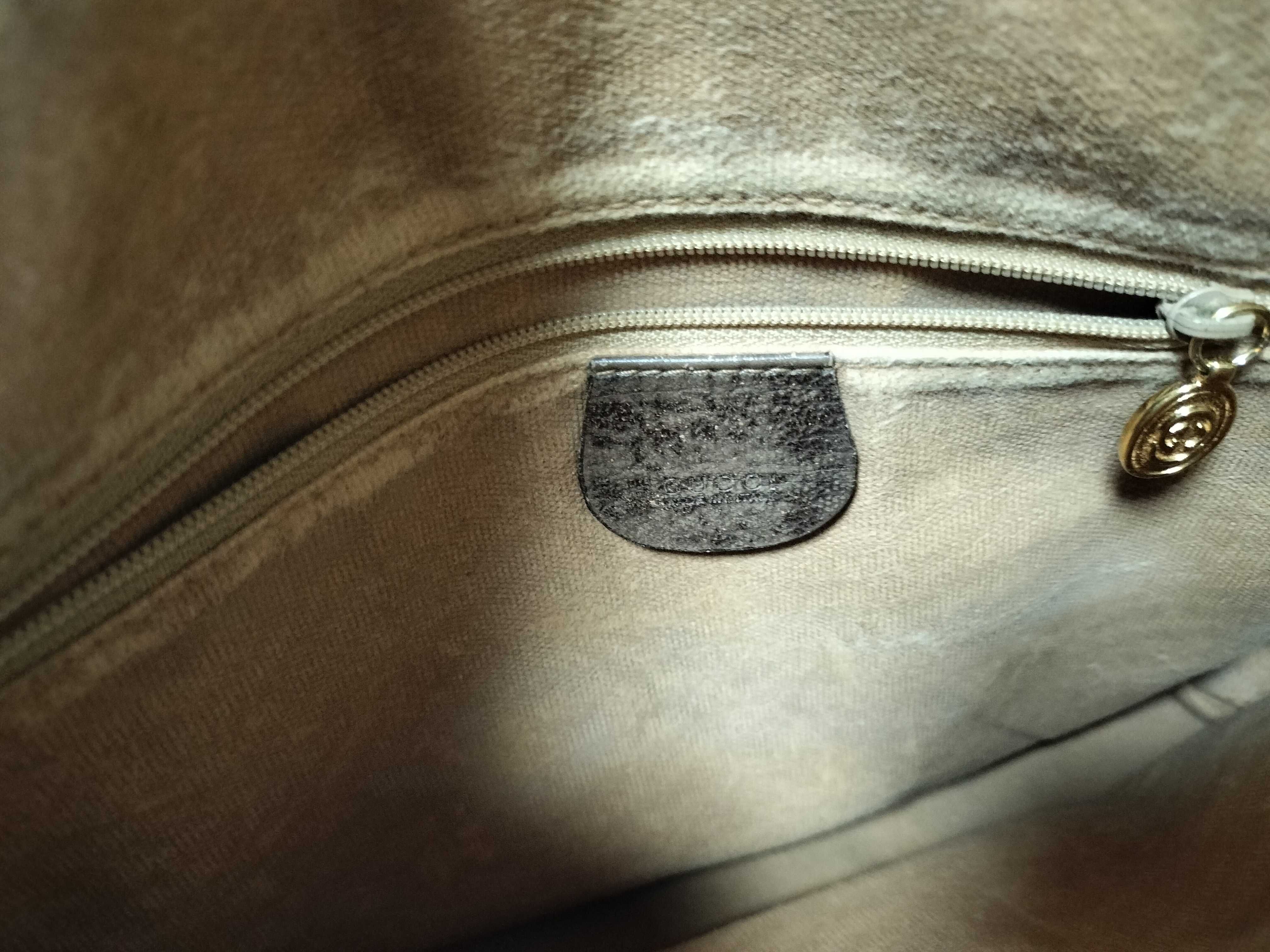 GG Supreme Old Gucci Sherry 001.113.6472 Shoulder Bag — view 12