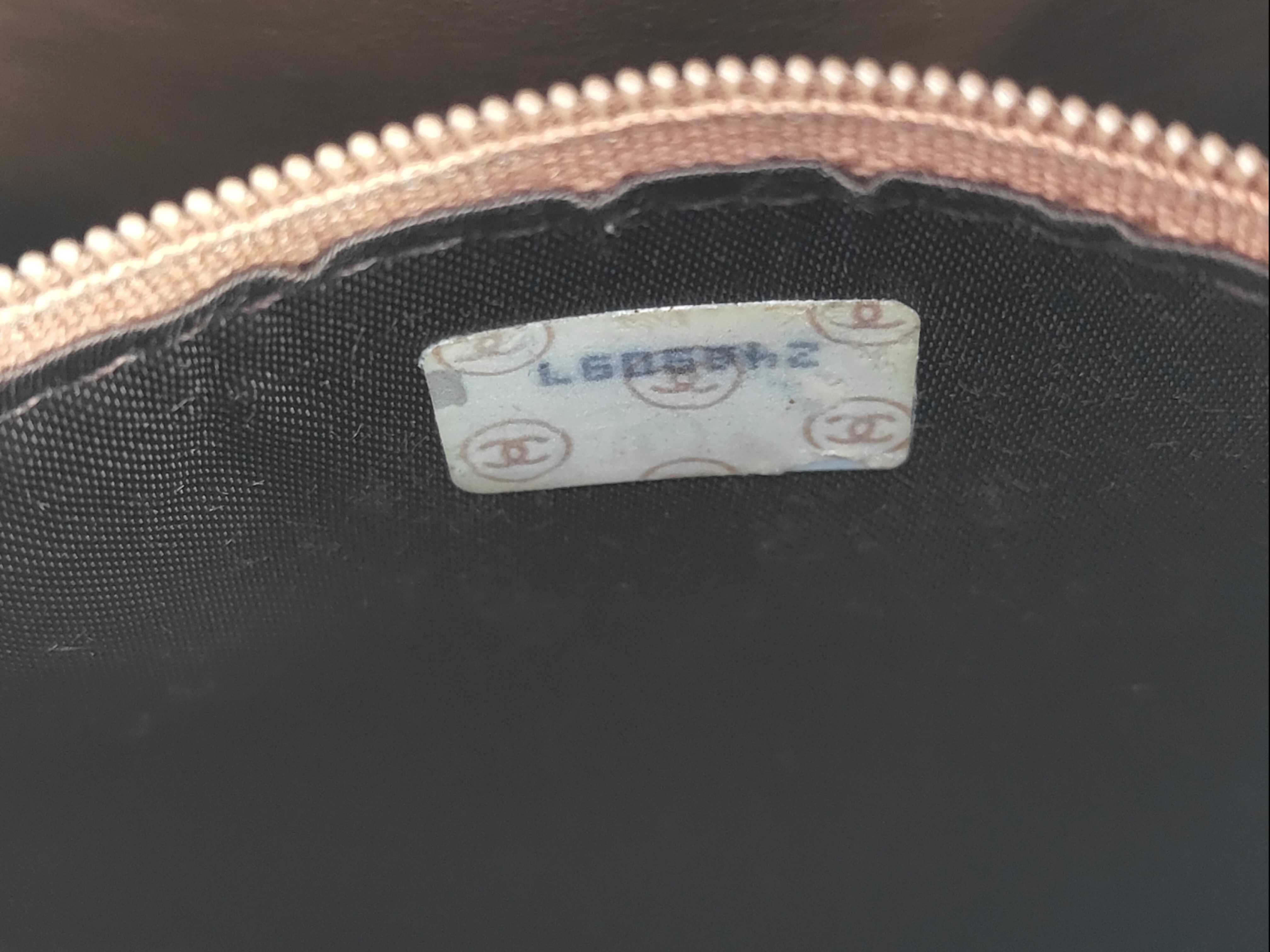 V-stitch 18 Fringe Chain Shoulder Bag Beige (Serial Number 21) — view 15