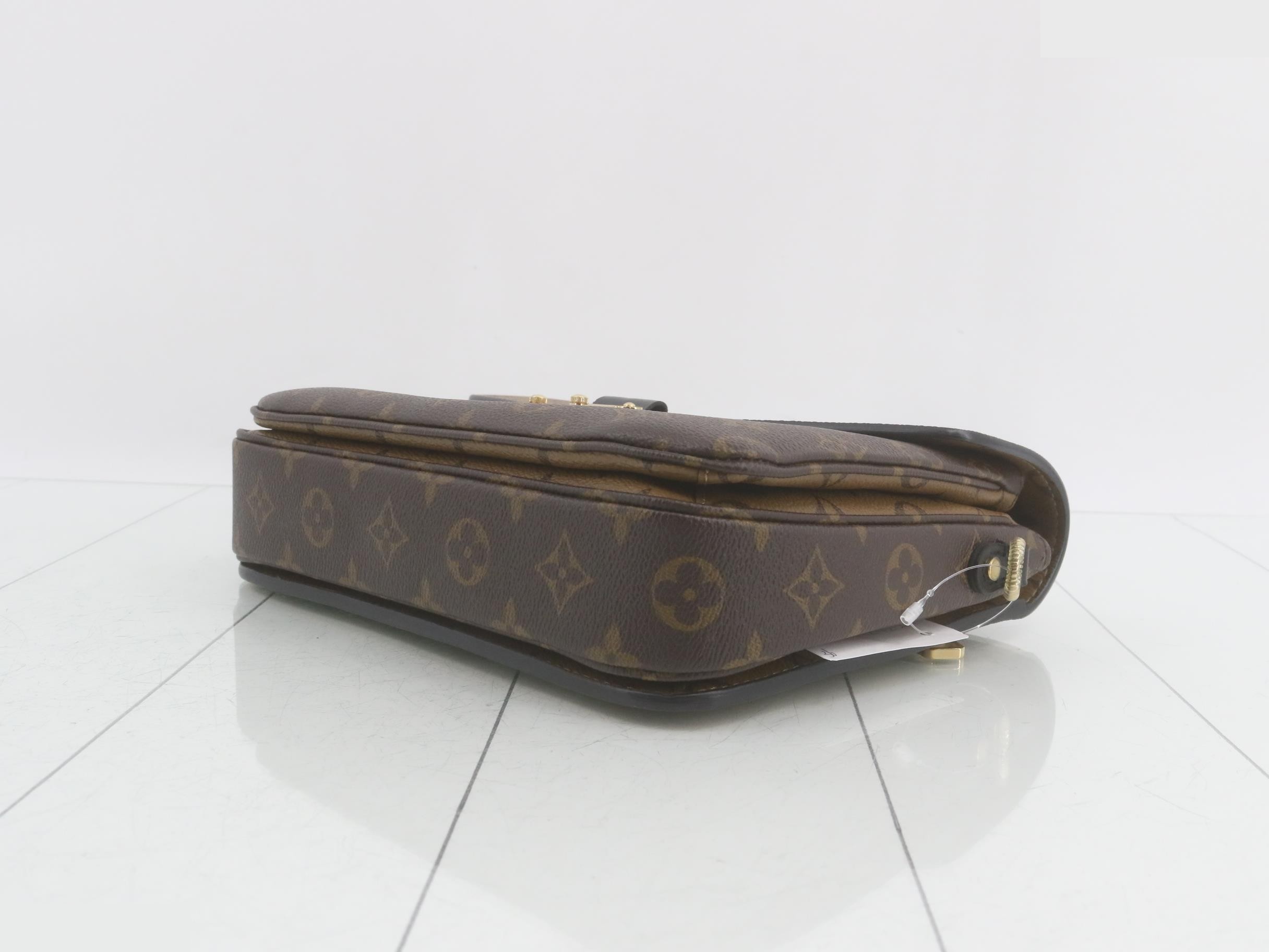 Monogram Reverse Pochette Metis MM 2-Way Handbag — view 6