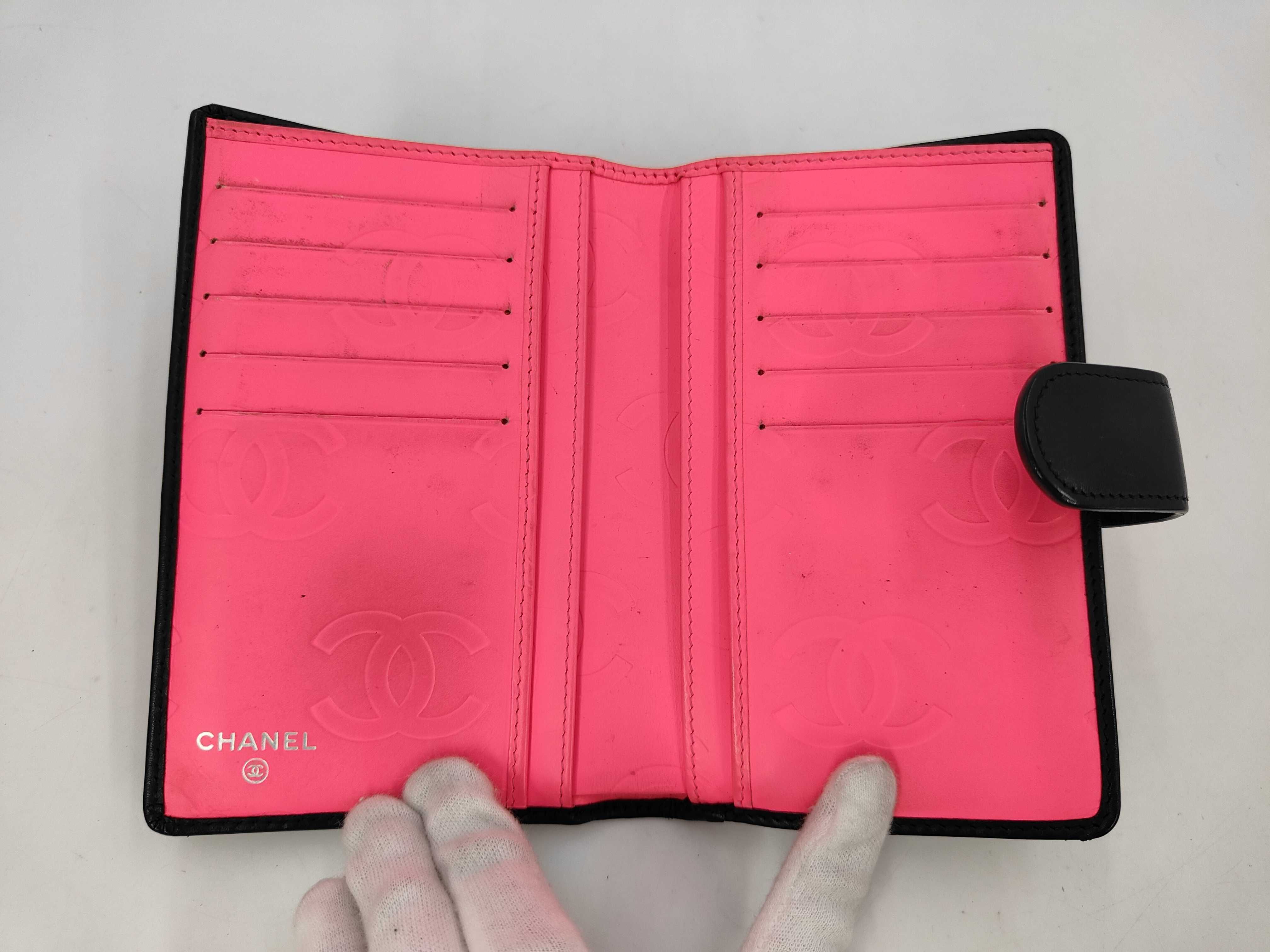 Black Calfskin Cambon Matelassé Wallet (Serial Number 18) — view 4