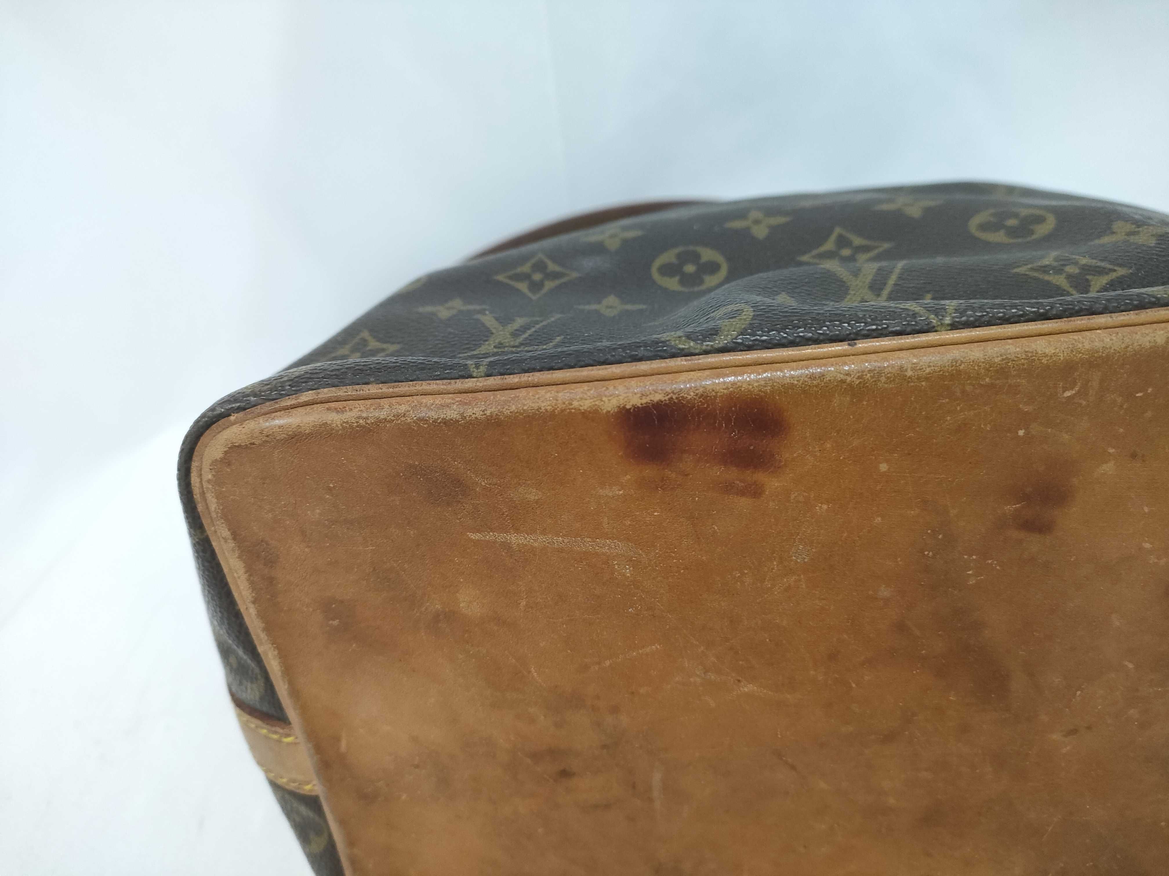 Monogram Louis Vuitton Monogram Petit Noé Shoulder Bag — view 4