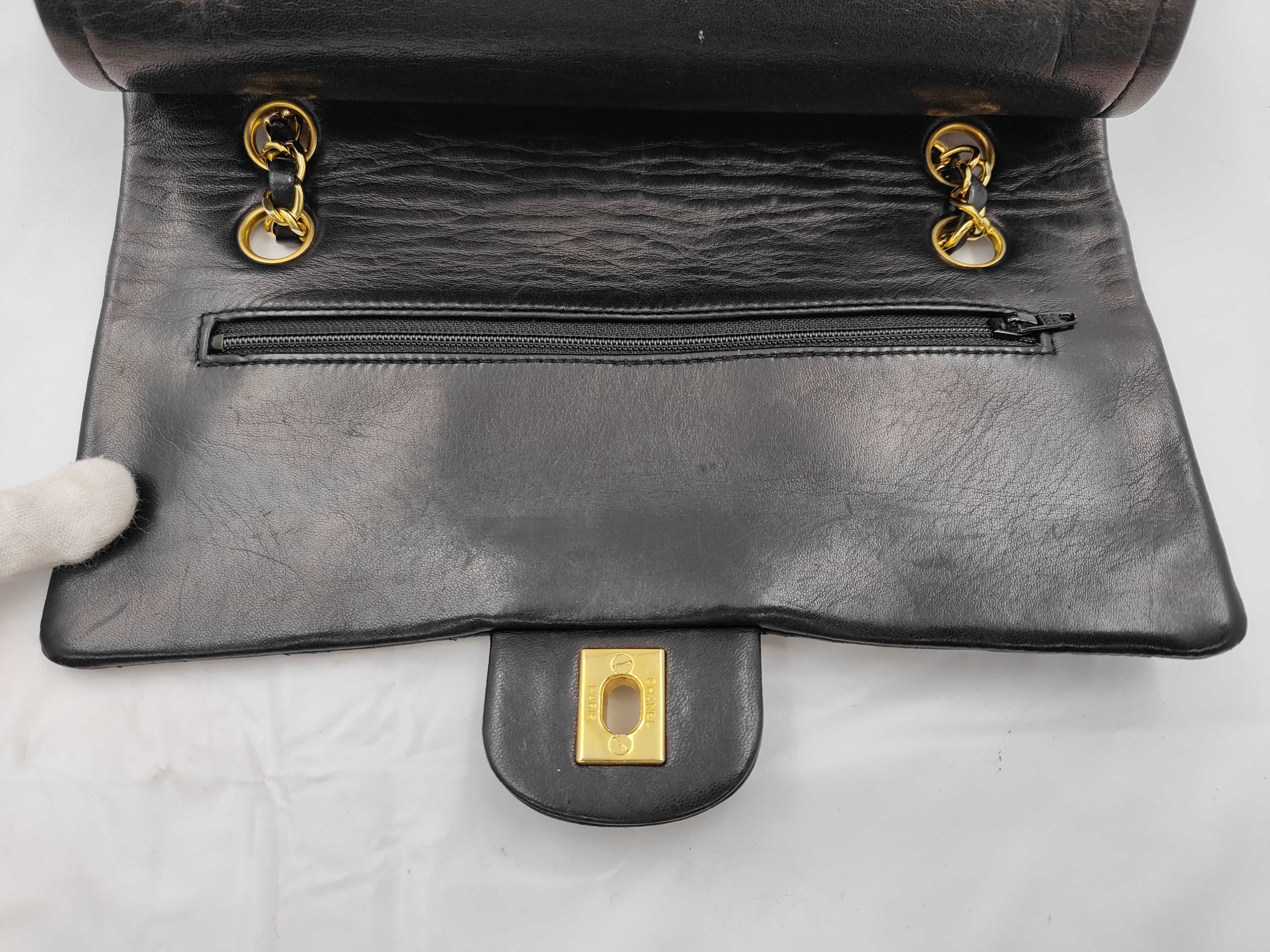 Matelassé 25 Lambskin Double Flap Double Chain Shoulder Bag — view 7