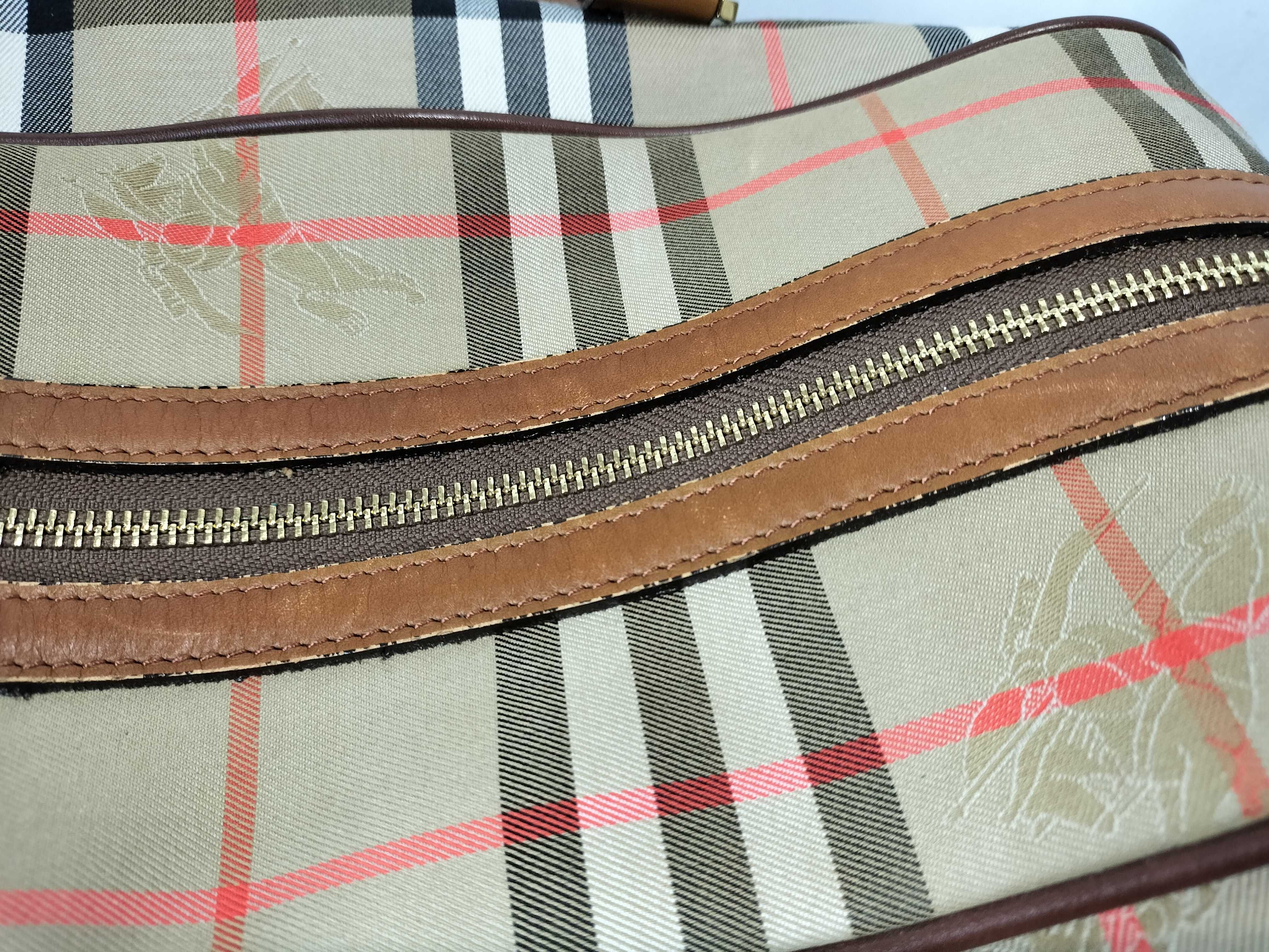 Nova Check Boston Bag — view 9