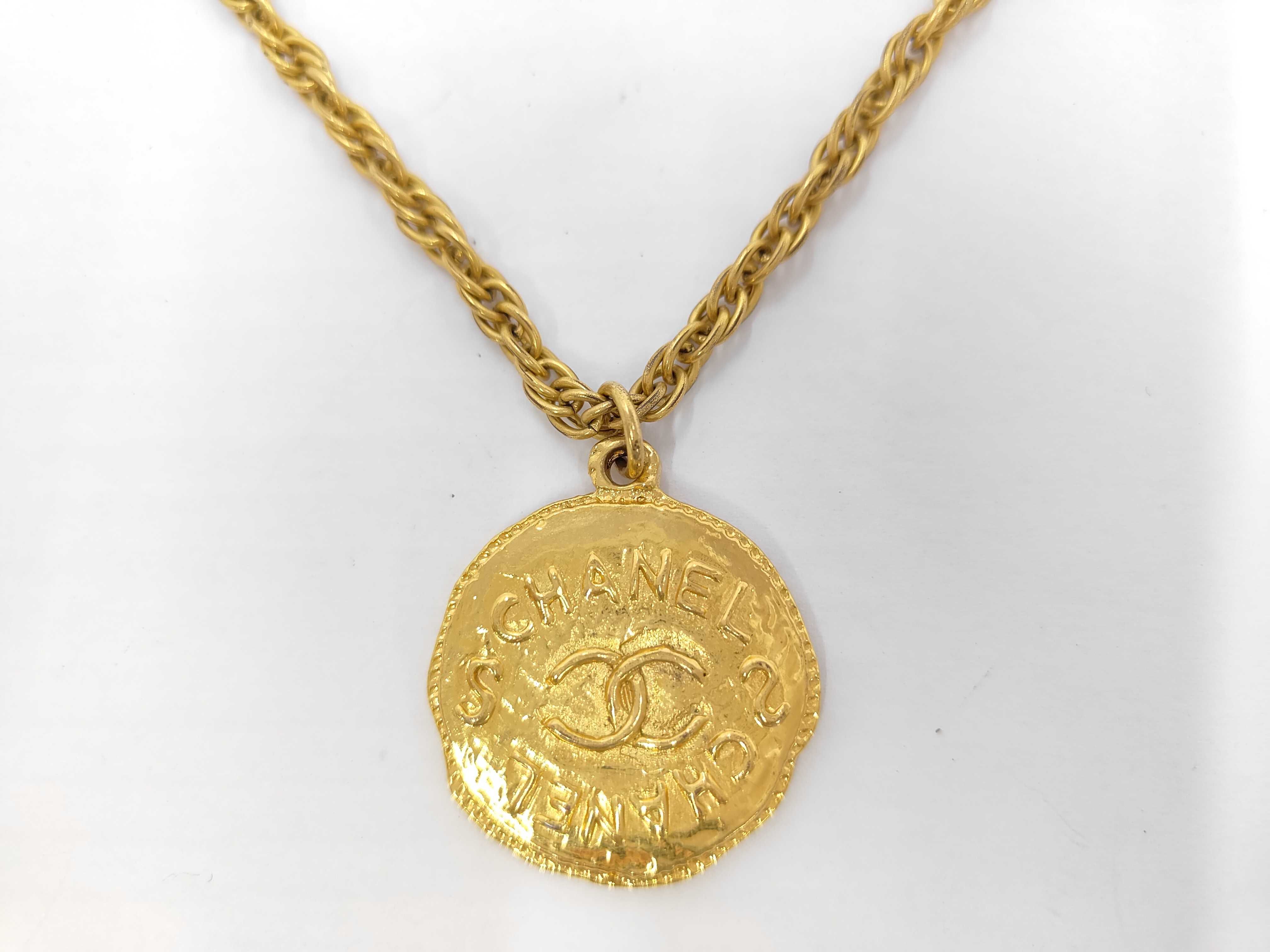 Coco Round Necklace GP Necklace — view 2