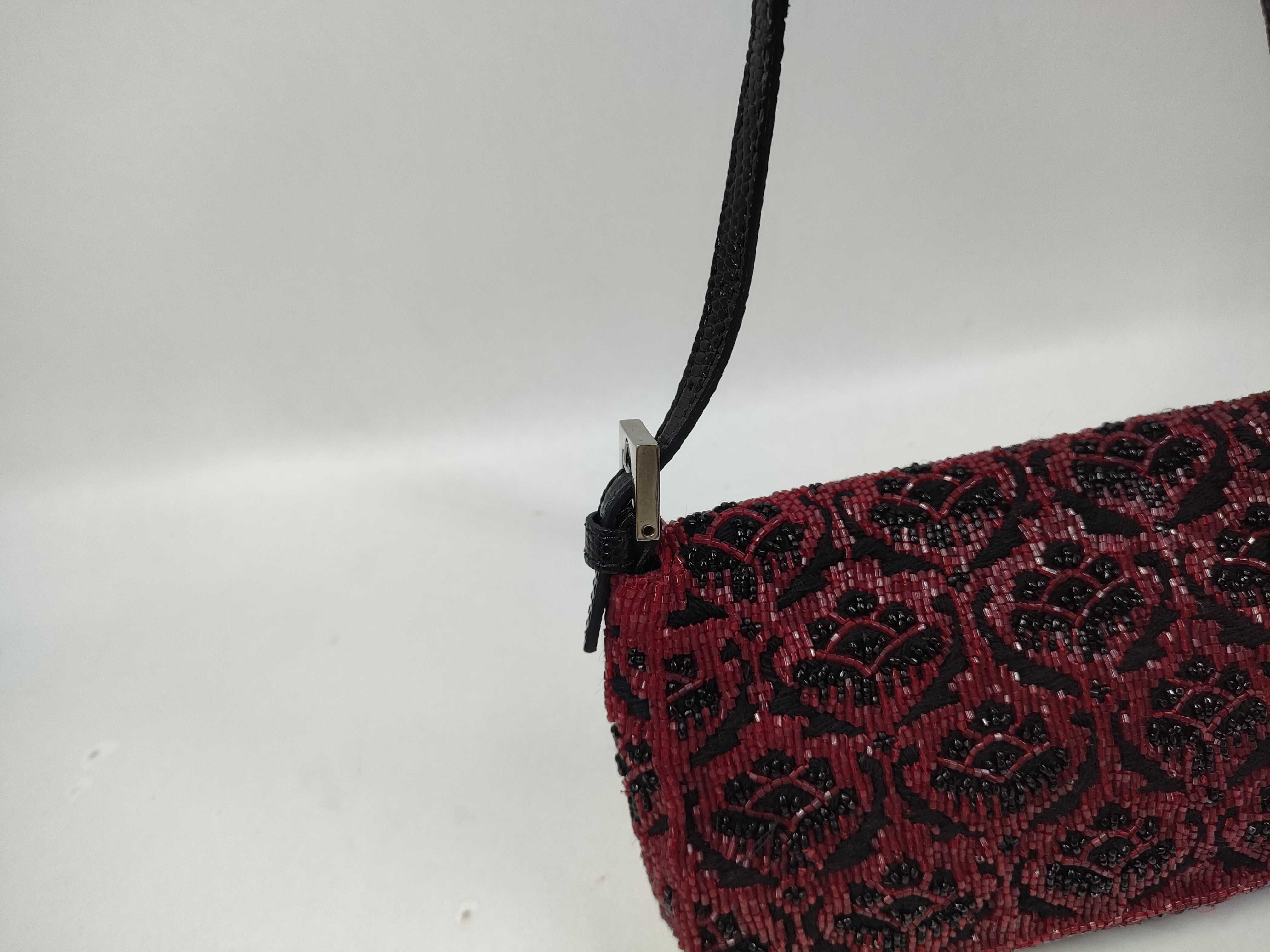 Mamma Bucket Bag / Beaded / Red / One-Shoulder — view 3