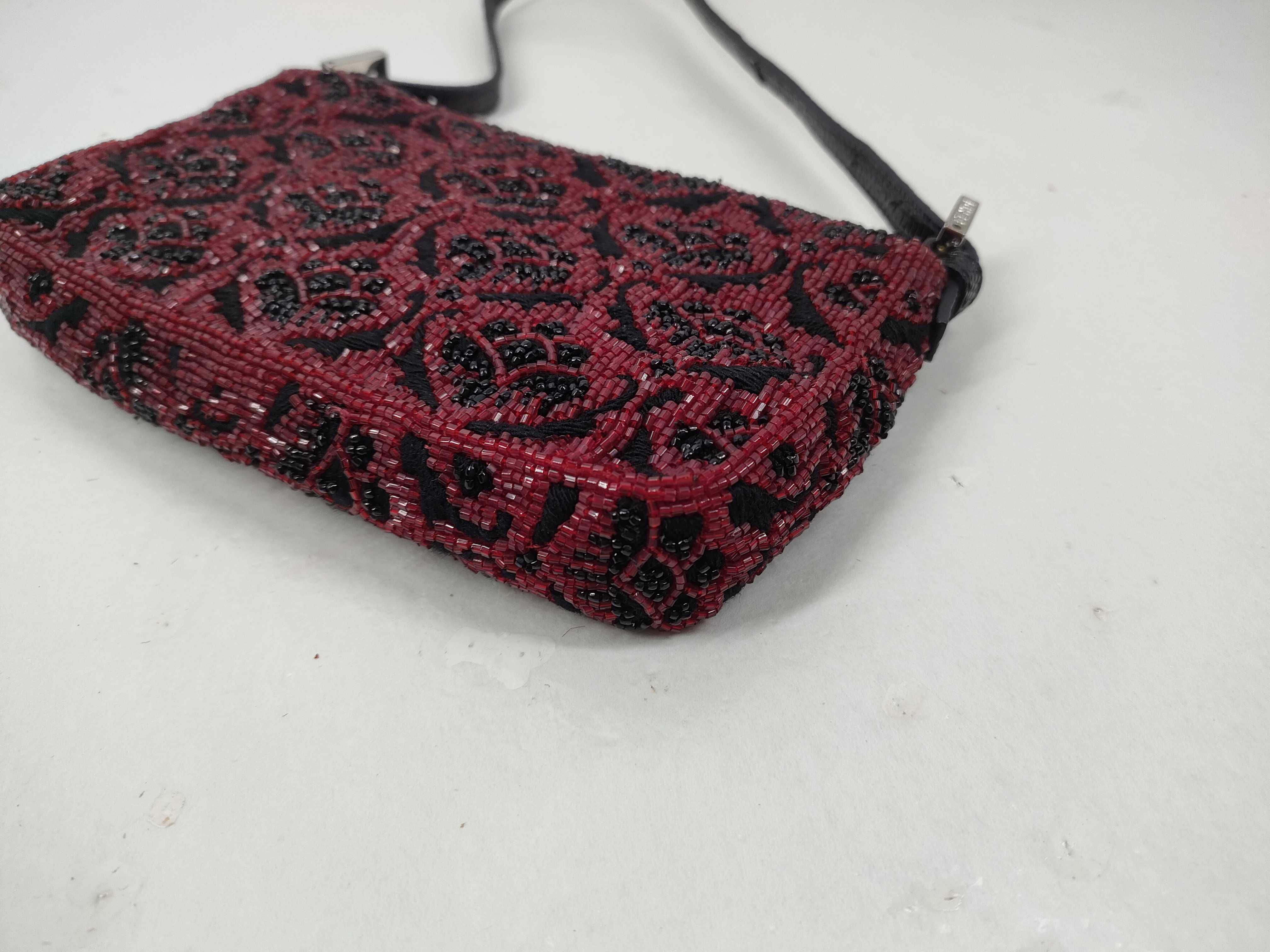 Mamma Bucket Bag / Beaded / Red / One-Shoulder — view 6