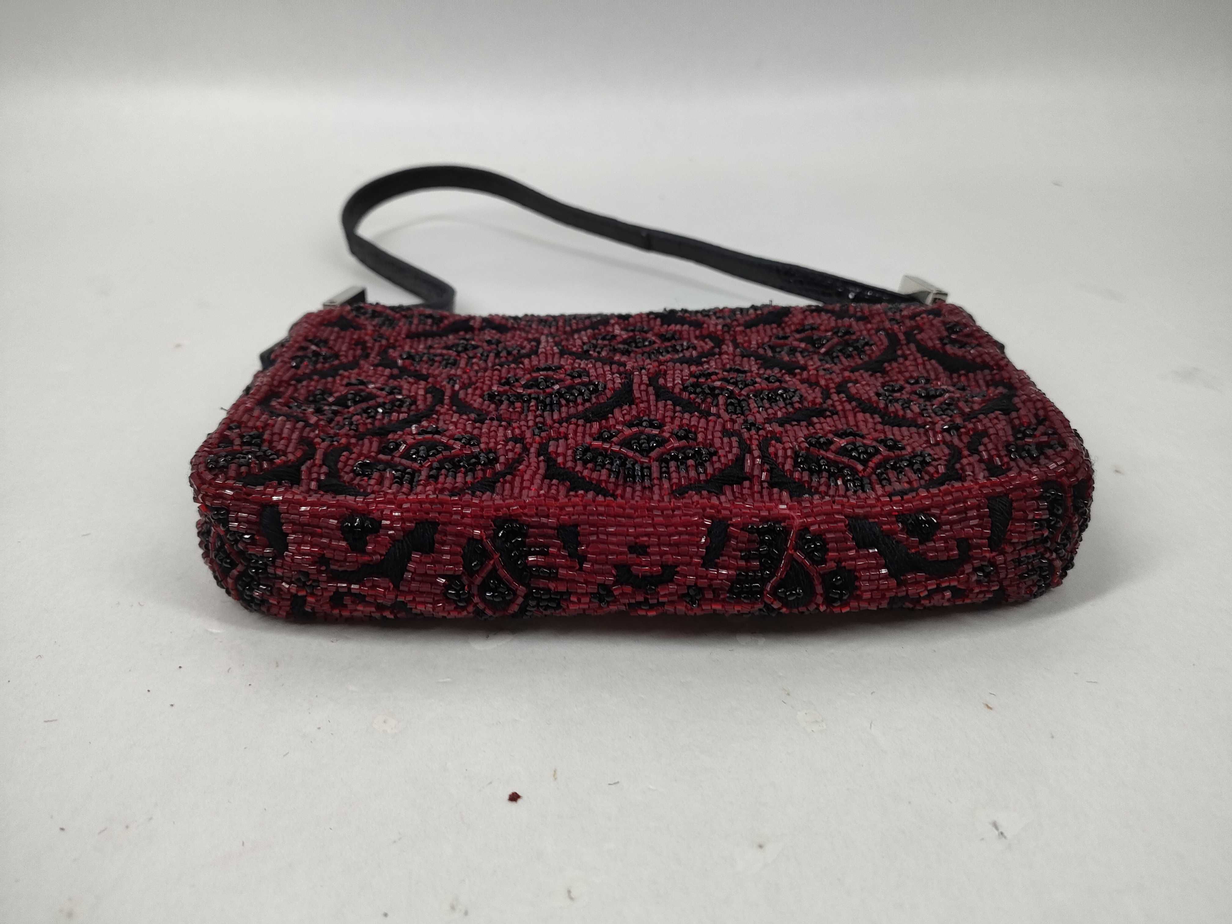 Mamma Bucket Bag / Beaded / Red / One-Shoulder — view 7